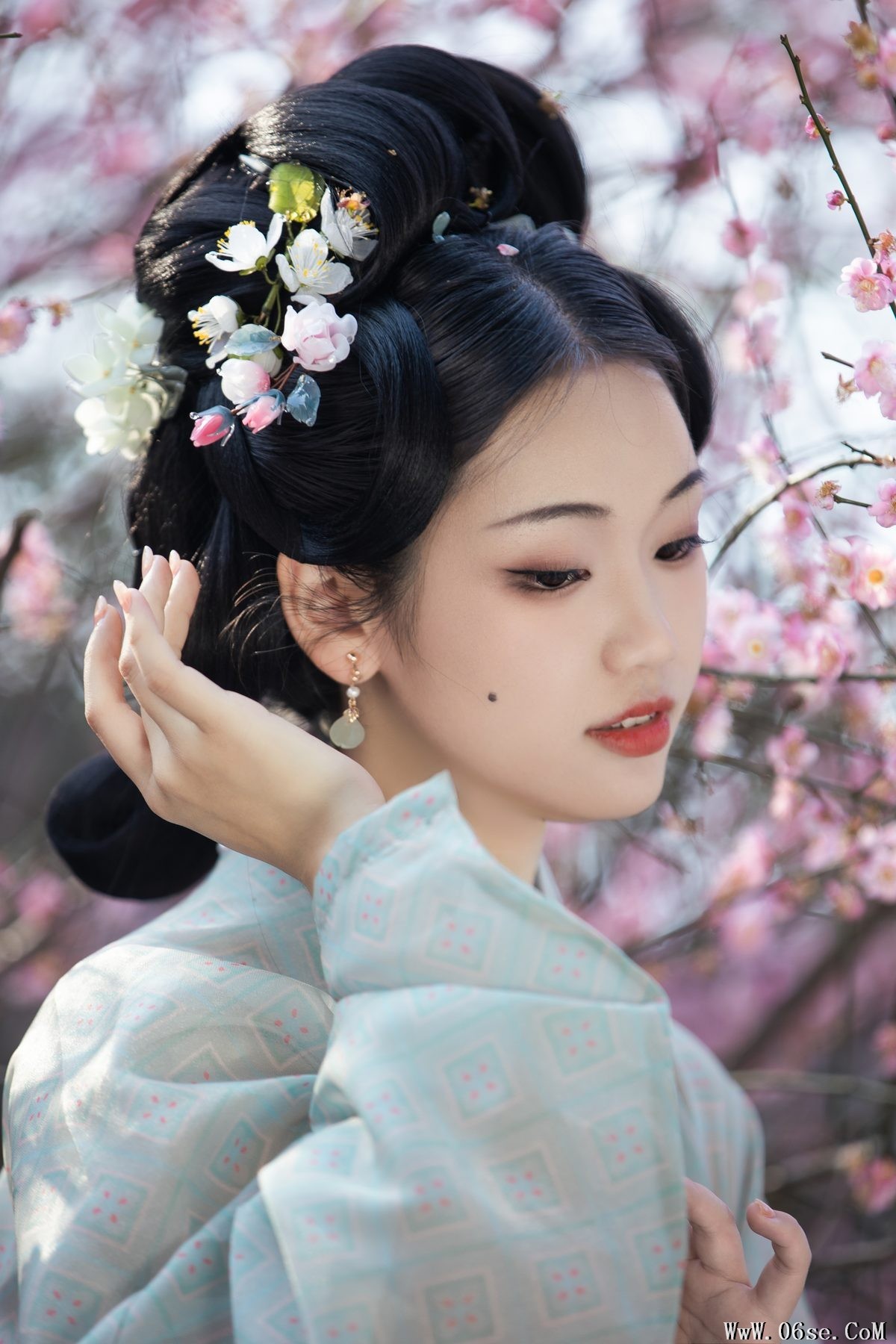 图片[25]-YiTuYu艺图语 Vol.3792 Wan Jiang Ting[33P]-六色网