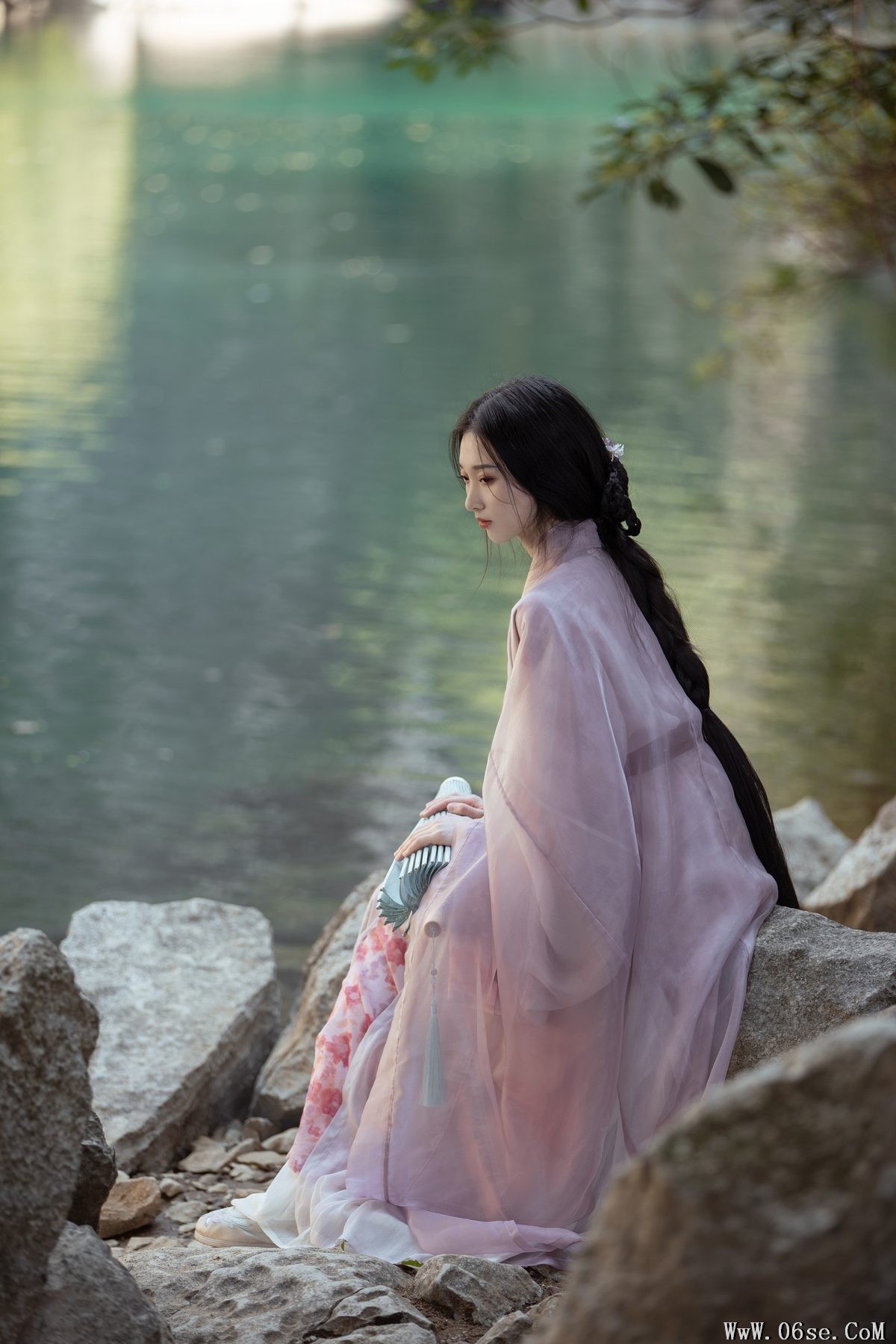 图片[25]-YiTuYu艺图语 Vol.3809 A Moon[33P]-六色网