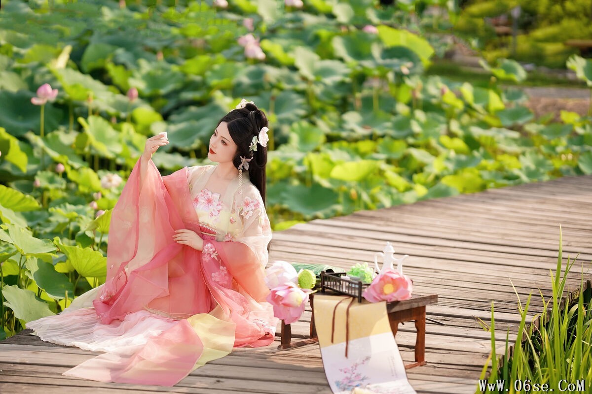 图片[18]-YiTuYu艺图语 Vol.7409 Yu Xiao Li Lili[23P]-六色网
