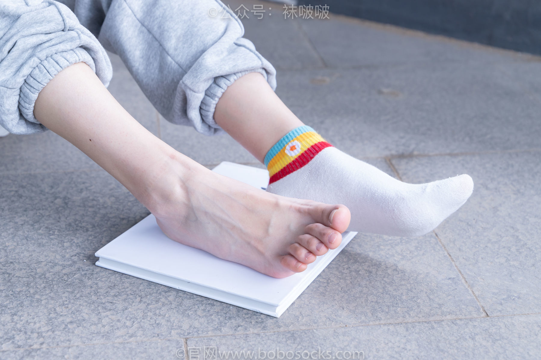 图片[92]-BoBoSocks袜啵啵 No.012 泡芙-运动鞋、白棉袜、裸足[132P]-六色网