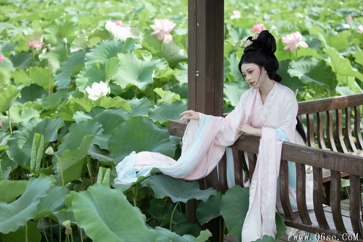 图片[9]-YiTuYu艺图语 Vol.7597 Jin Zou Ba[24P]-六色网