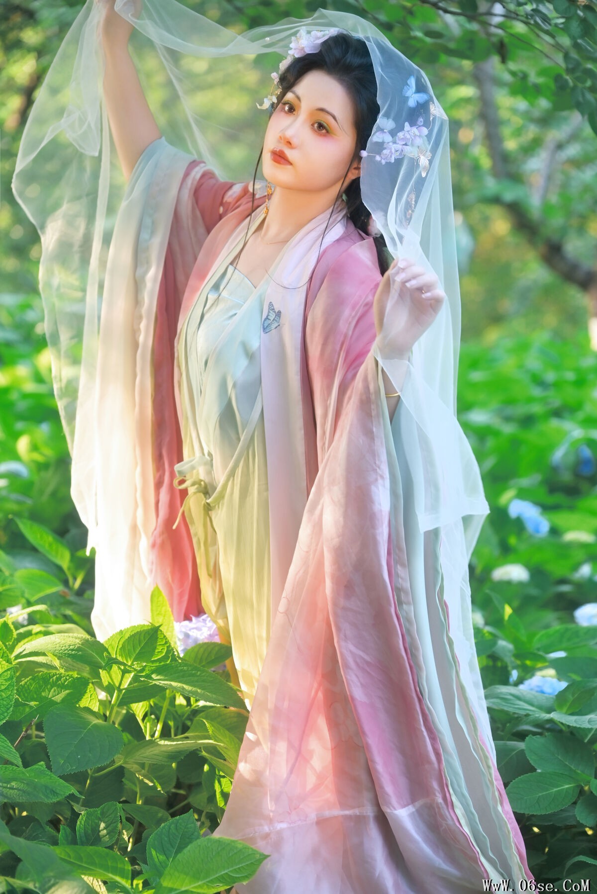 图片[17]-YiTuYu艺图语 Vol.7172 Yi Zhi Tou Lan De Li Li[22P]-六色网