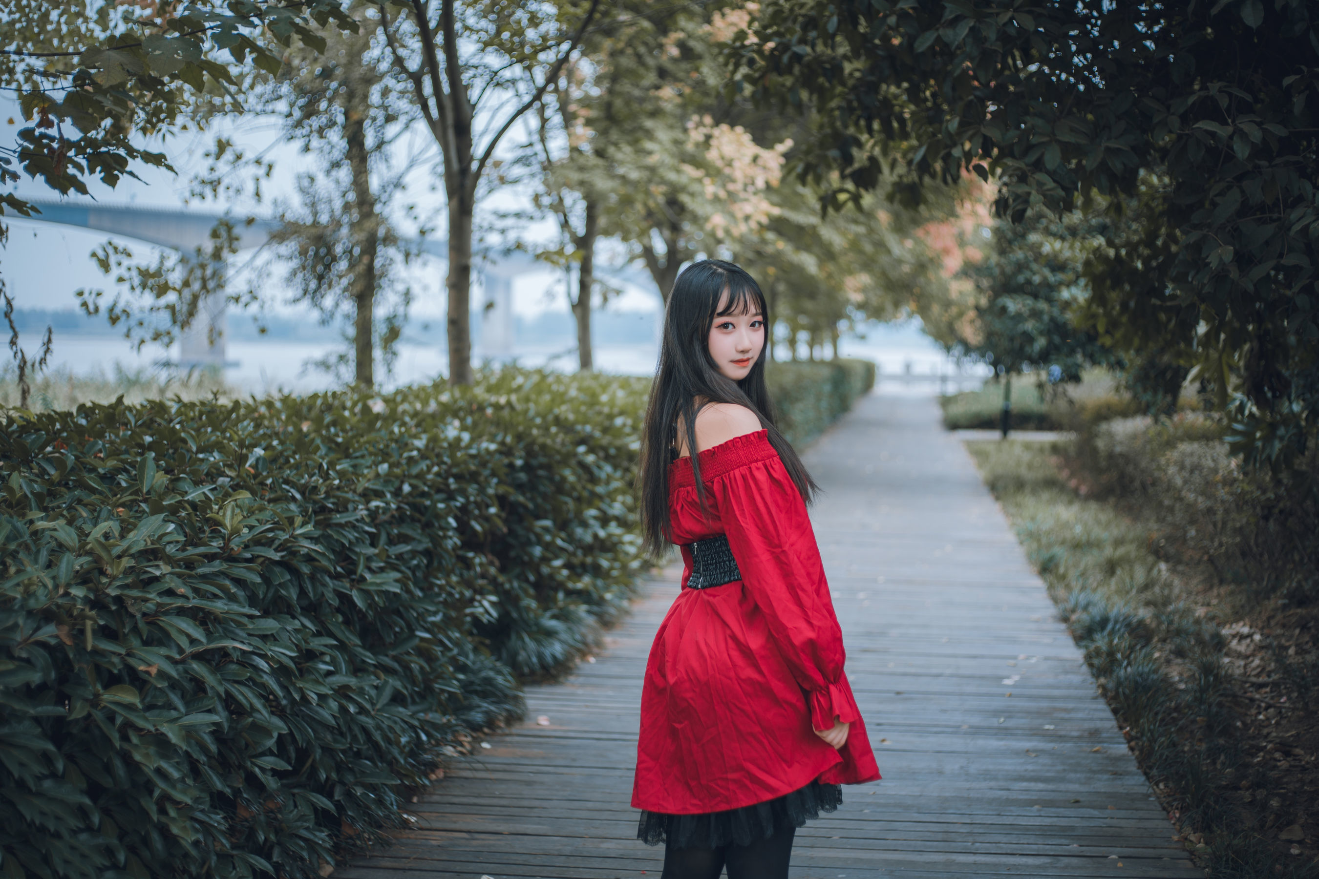 图片[8]-喵糖映画 VOL.453 红与黑 写真套图 [30P]-六色网