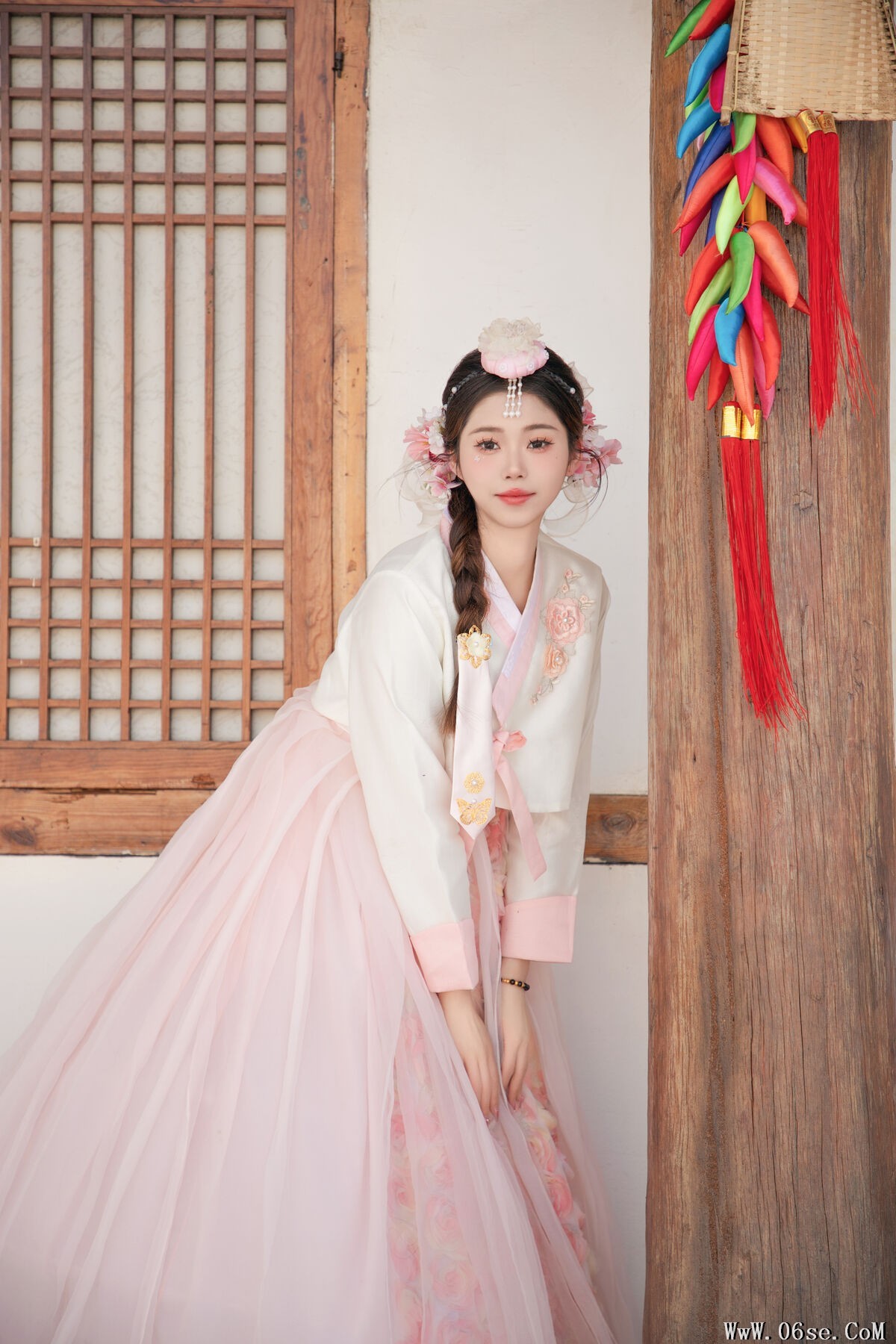 图片[17]-YiTuYu艺图语 Vol.7340 Fei Tian Xiao Mo Nu[35P]-六色网