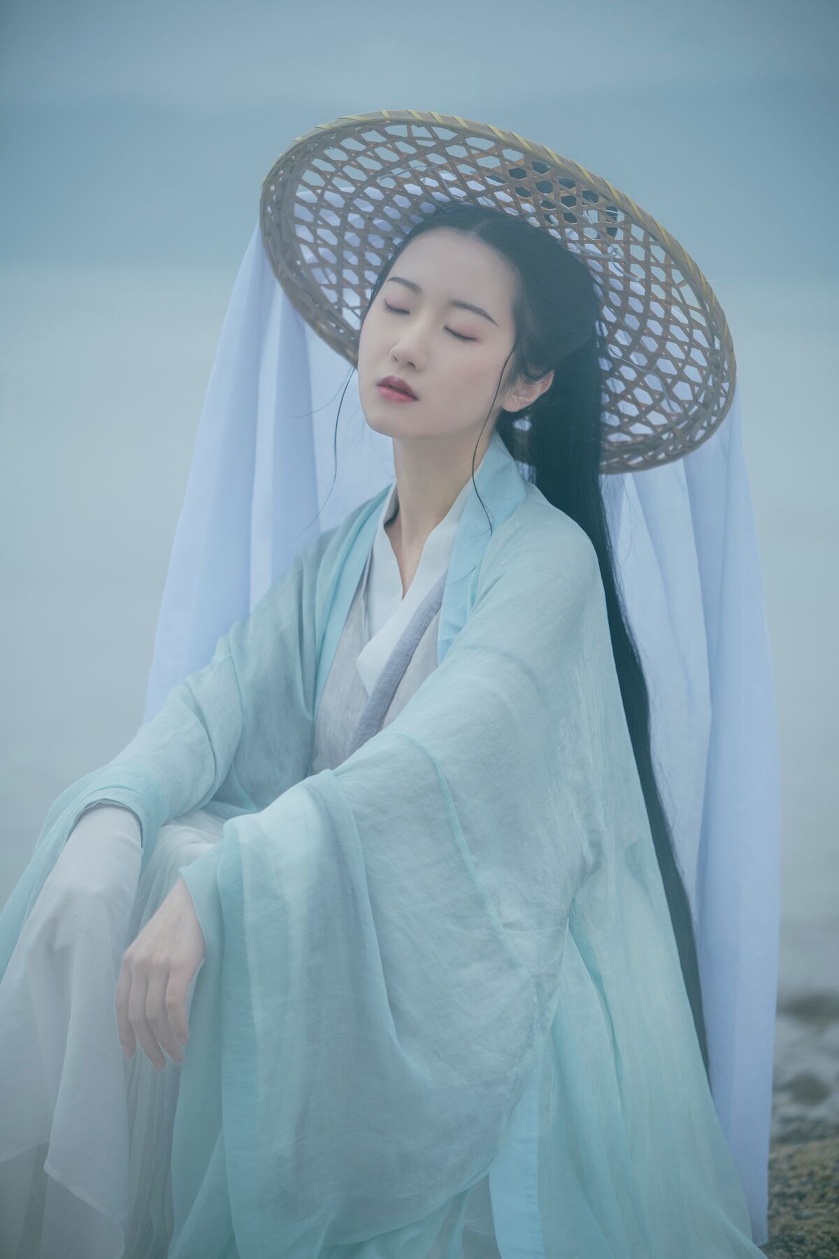 图片[24]-YiTuYu艺图语 Vol.7010 Zhou Mi Fan[24P]-六色网