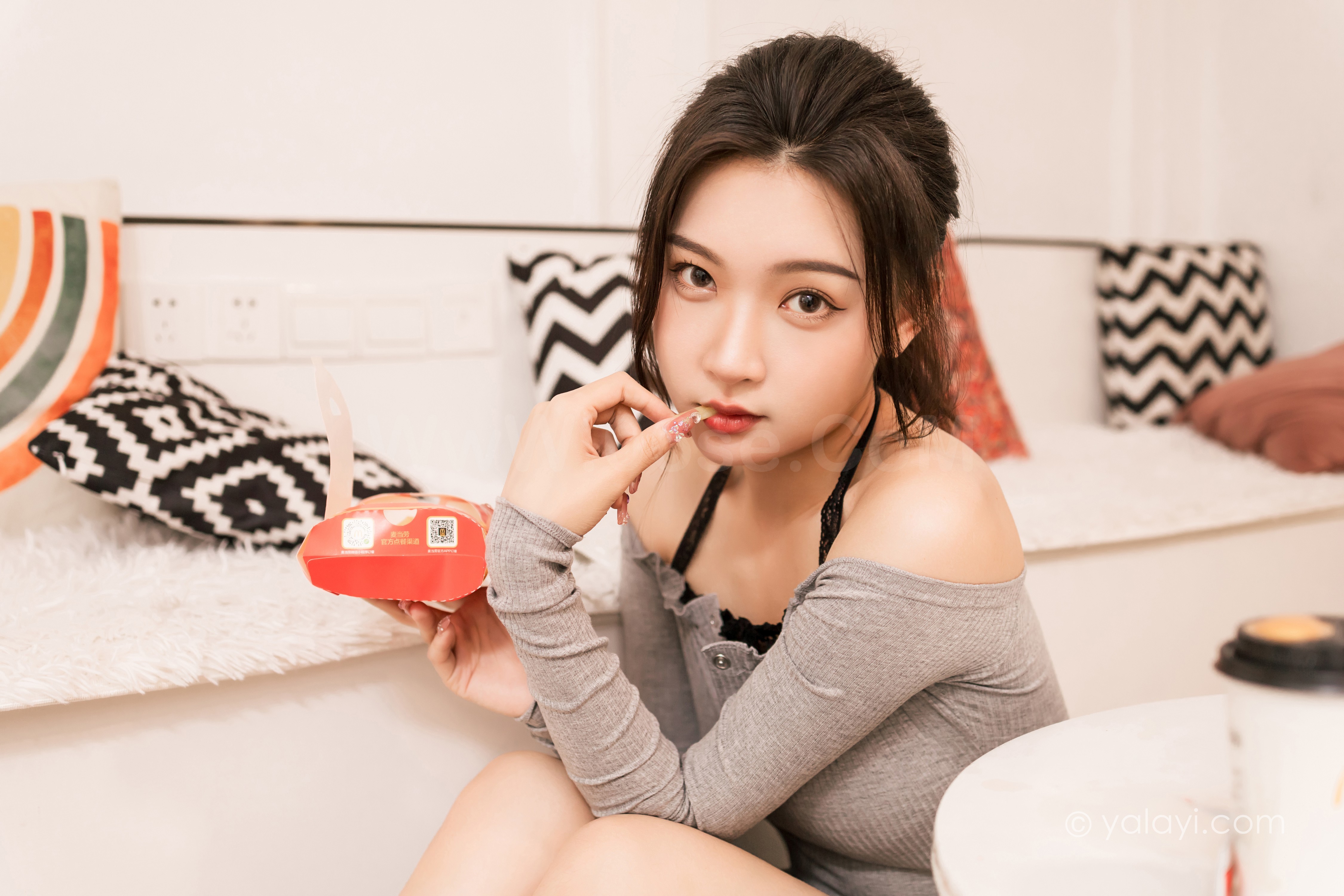图片[3]-雅拉伊 – 徐小云《甜言蜜语》[41P]-六色网