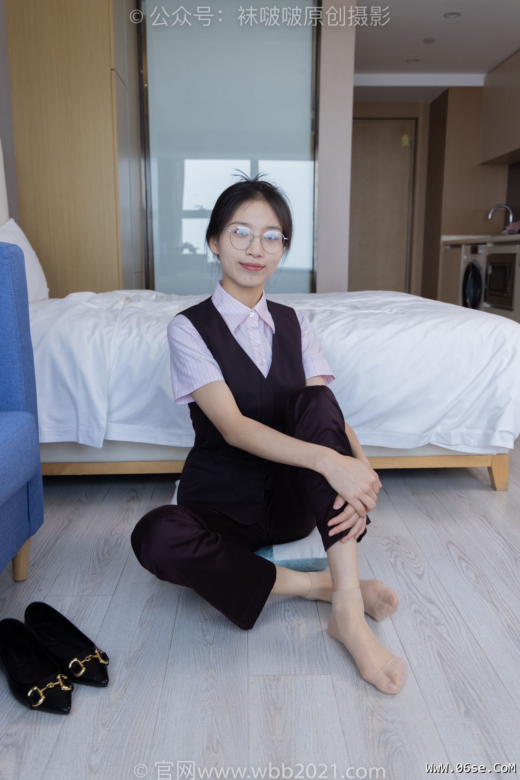 图片[35]-BoBoSocks袜啵啵 No.271 芝士 -平底鞋、短肉丝、银行制服[146P]-六色网