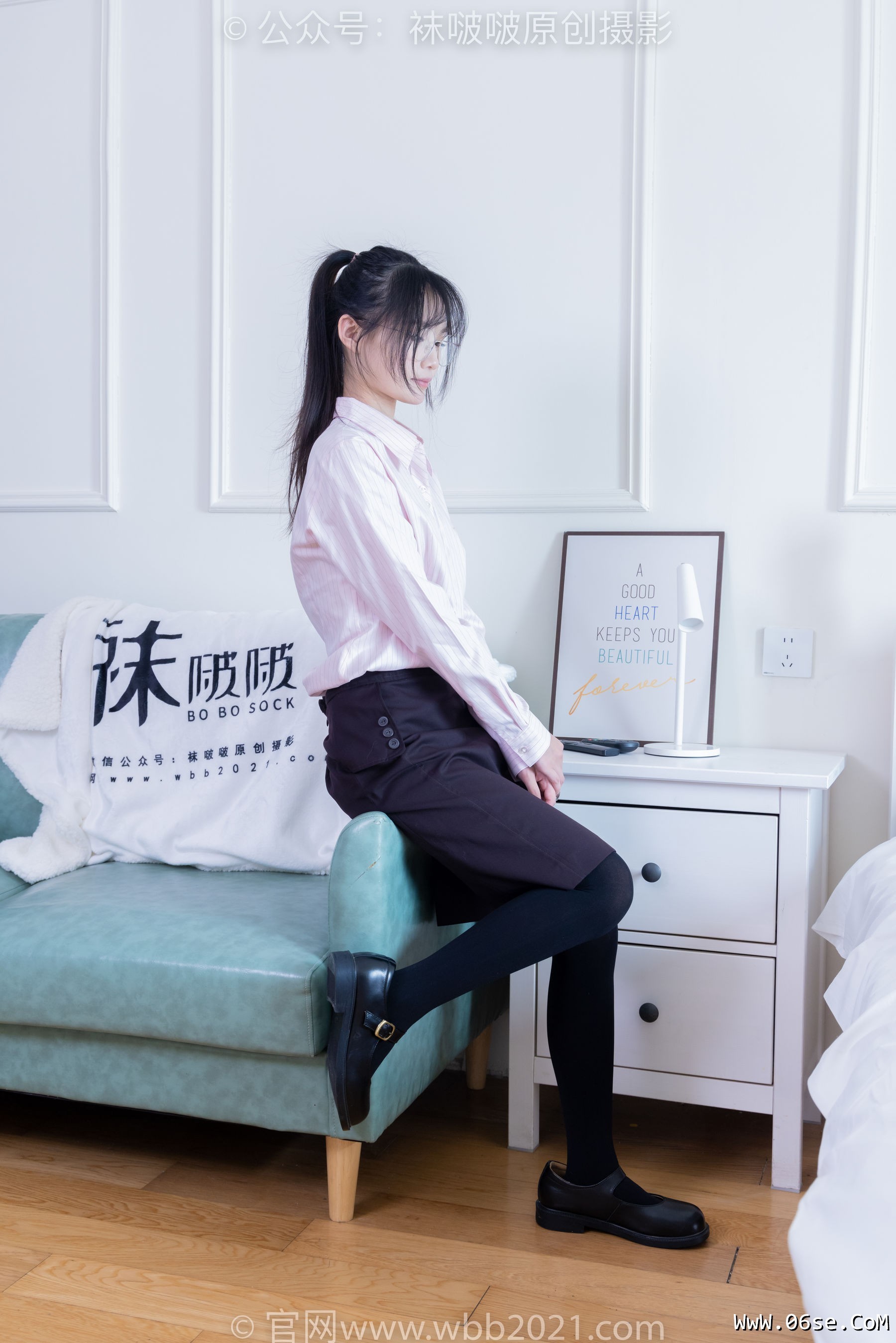 图片[51]-BoBoSocks袜啵啵 No.362 甜甜圈 -两双皮鞋、厚肉丝、厚黑丝、ol制服[230P]-六色网