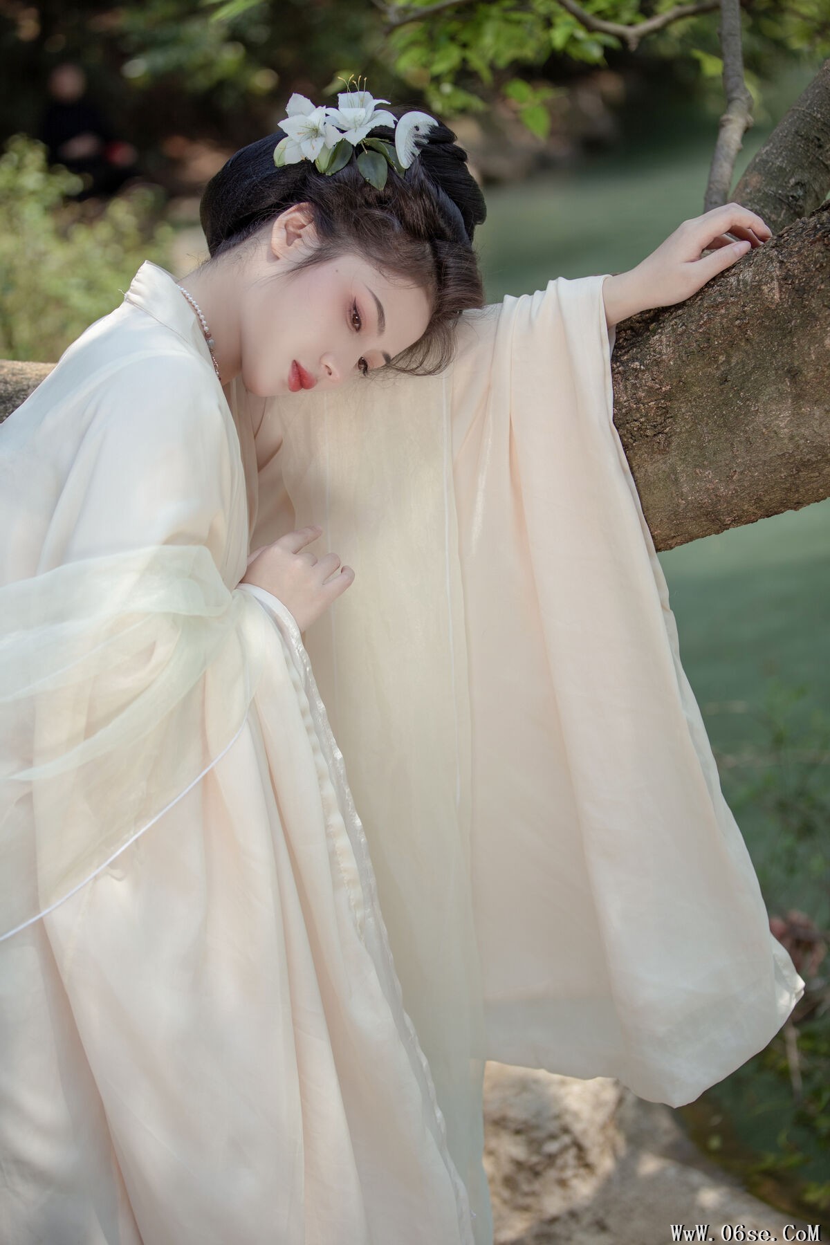 图片[28]-YiTuYu艺图语 Vol.7233 Wei Wei[28P]-六色网