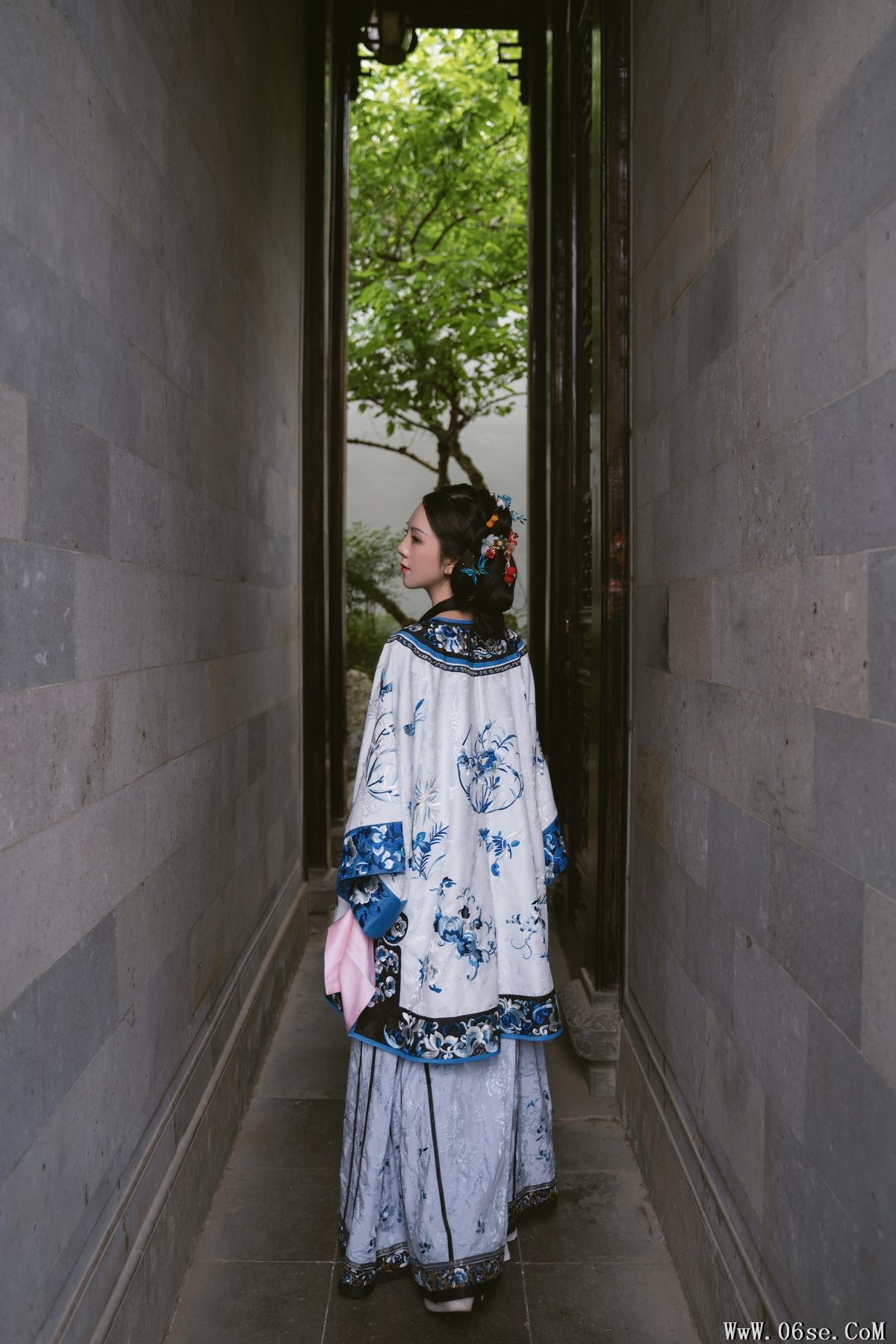 图片[17]-YiTuYu艺图语 Vol.5322 Qian Xue Ya[35P]-六色网