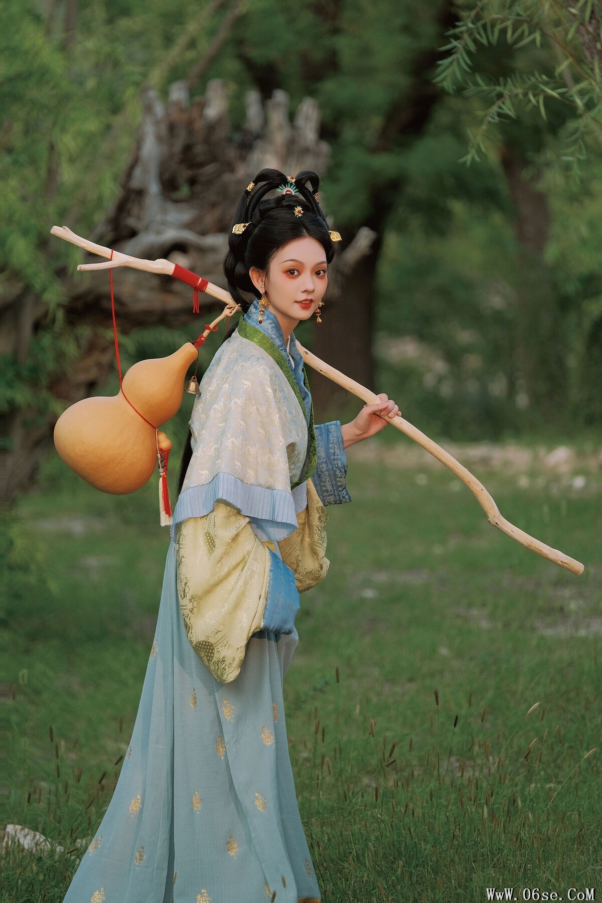 图片[17]-YiTuYu艺图语 Vol.7768 Qiu Qiu[32P]-六色网