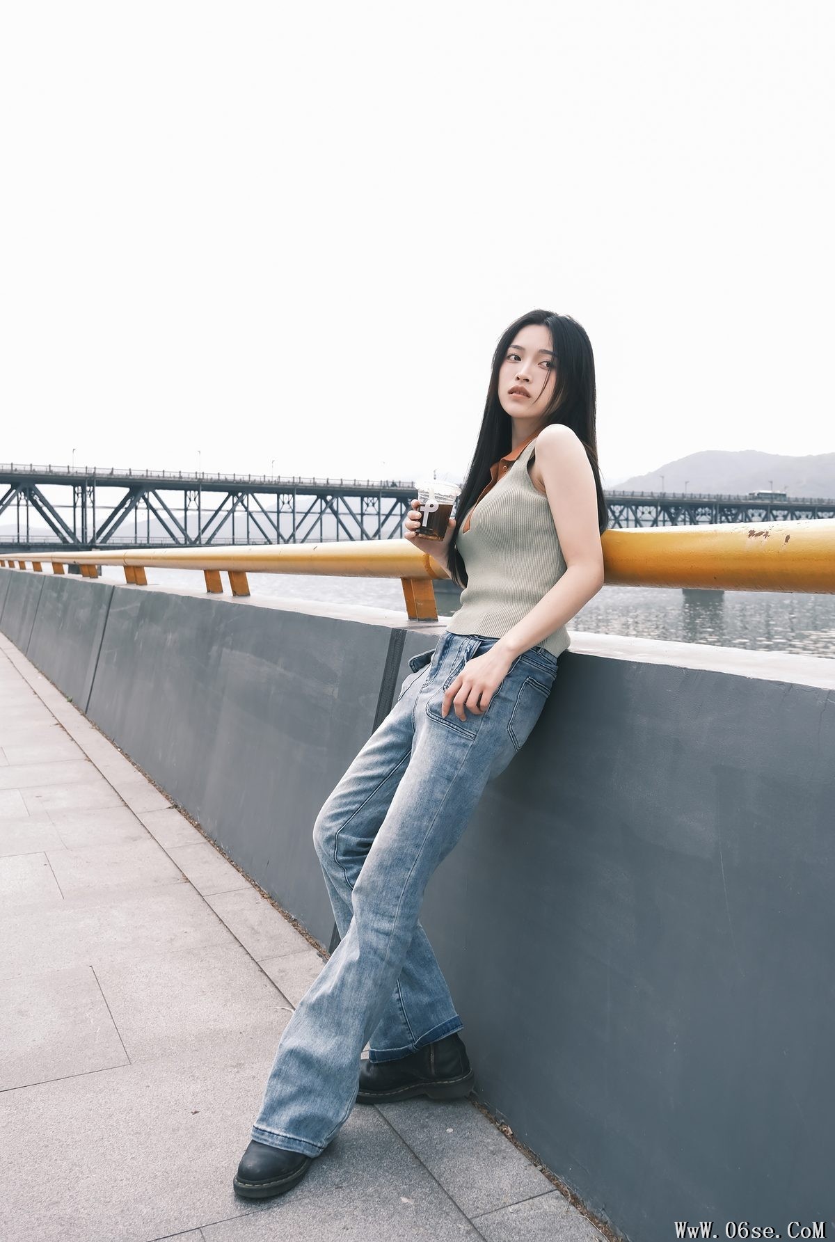 图片[19]-YiTuYu艺图语 Vol.4618 Lu Rou Chi Bu Bao[25P]-六色网
