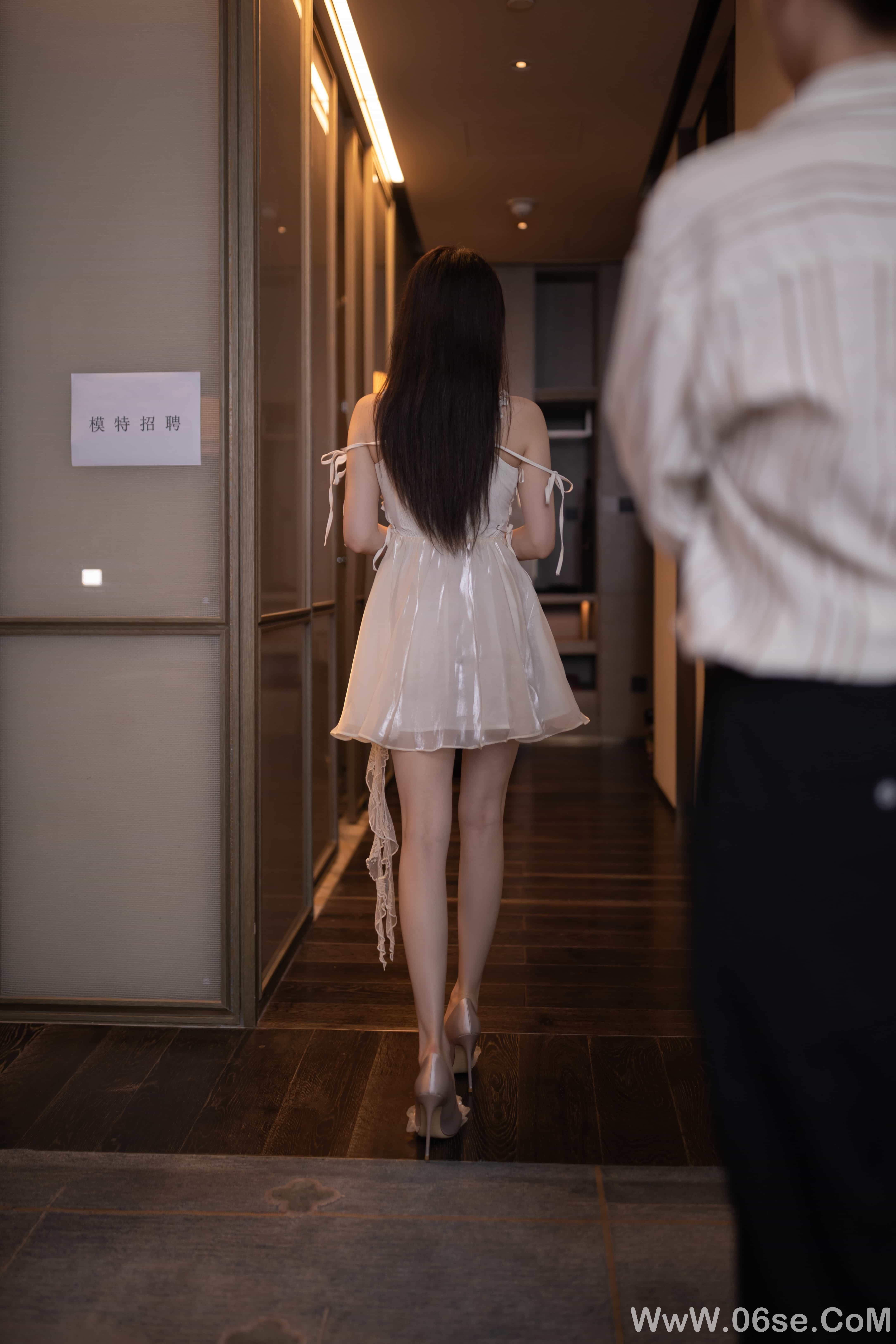 图片[44]-秀人名模鱼子酱Fish内部私购未上架《用爱发电》写真[130P]-六色网