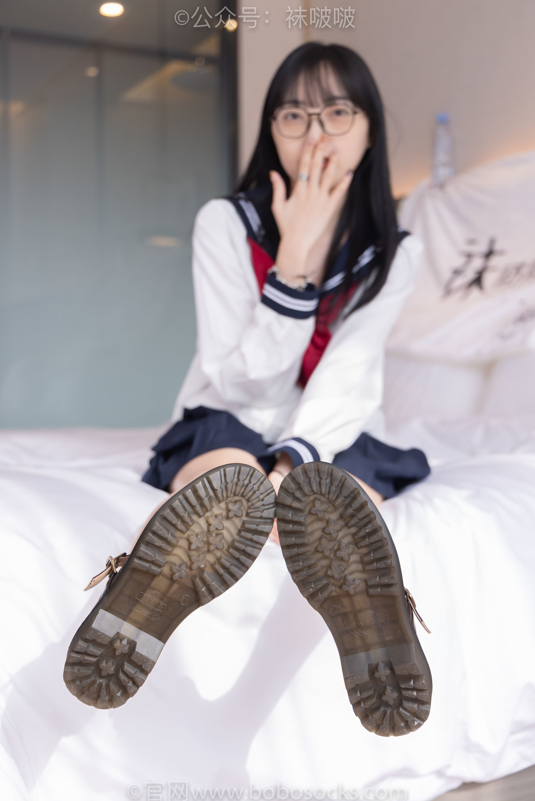 图片[4]-BoBoSocks袜啵啵 积分限定作品005 稚予-JK制服、皮鞋、油亮肉丝、踩蛋糕[133P]-六色网