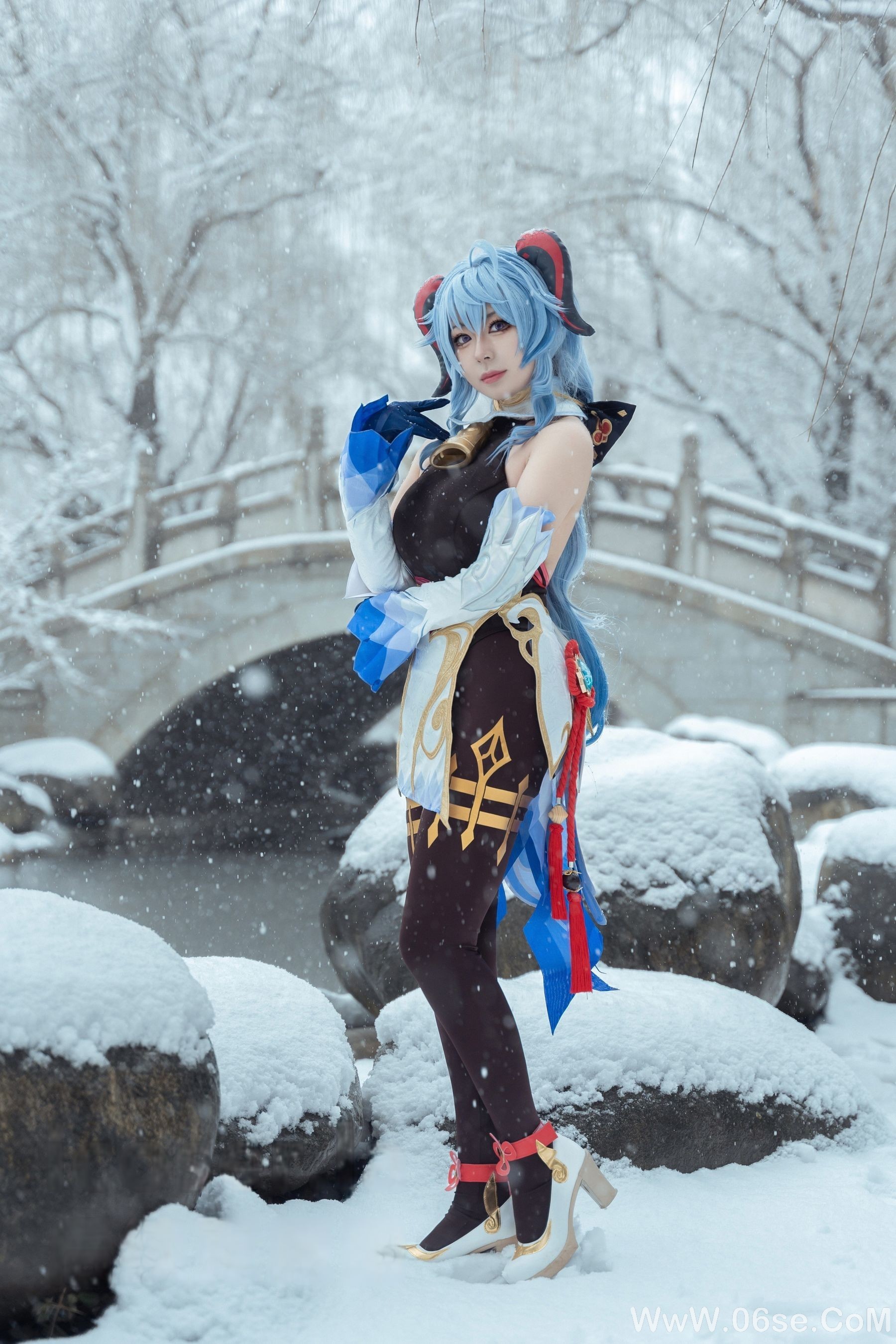 图片[30]-虎森森 – 原神 甘雨 雪景[42P]-六色网