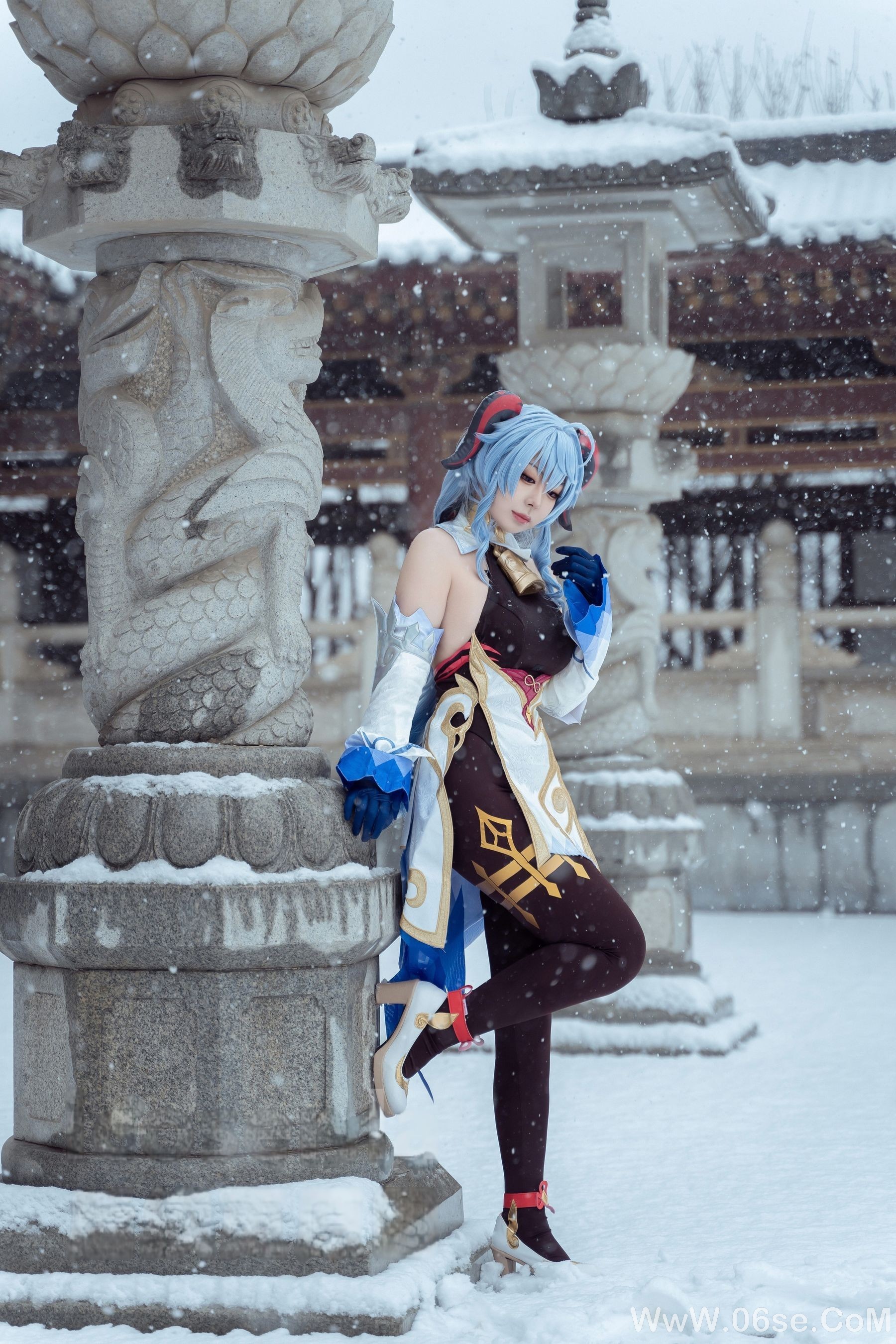图片[11]-虎森森 – 原神 甘雨 雪景[42P]-六色网