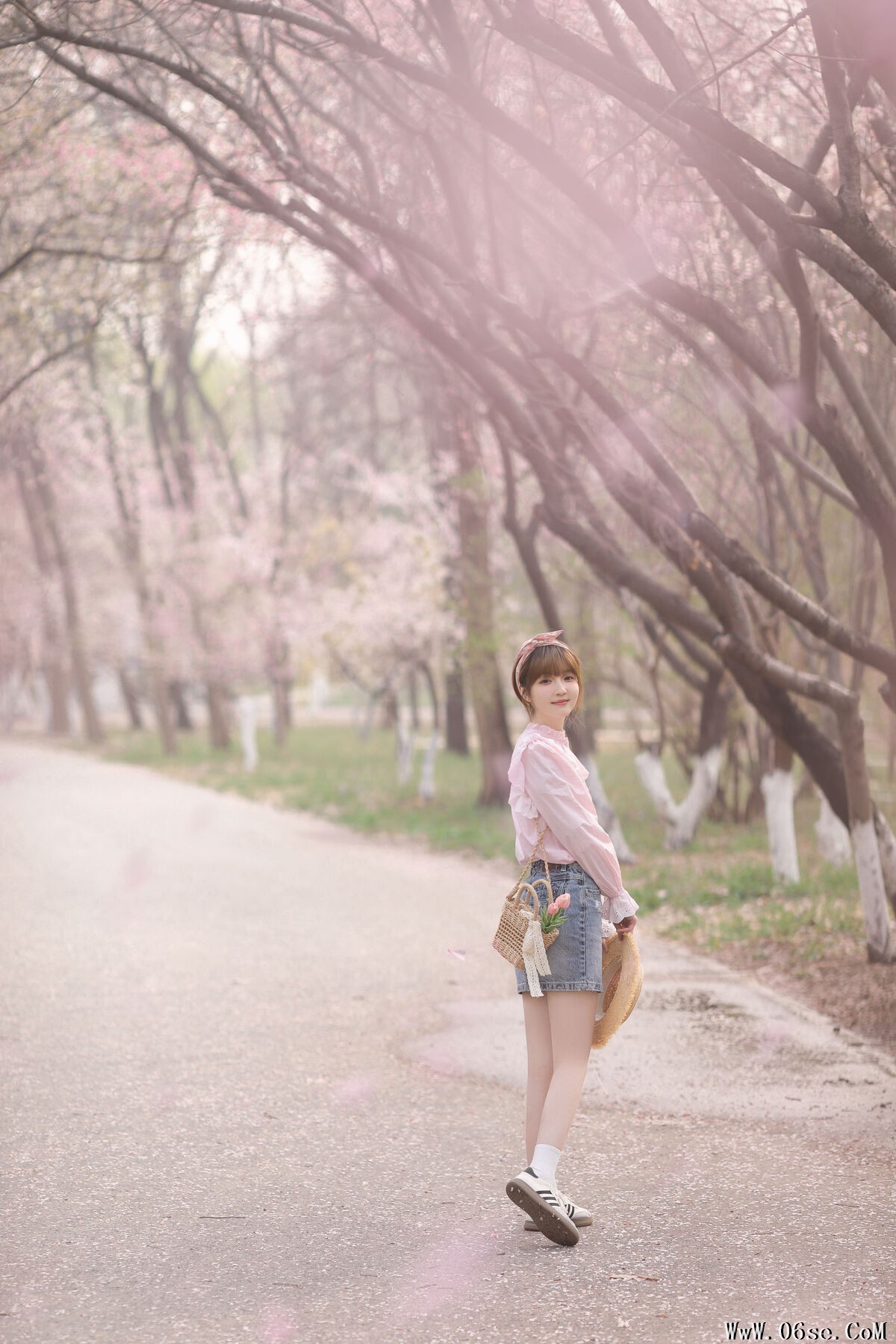 图片[20]-YiTuYu艺图语 Vol.6757 Jin Di Vivian[23P]-六色网