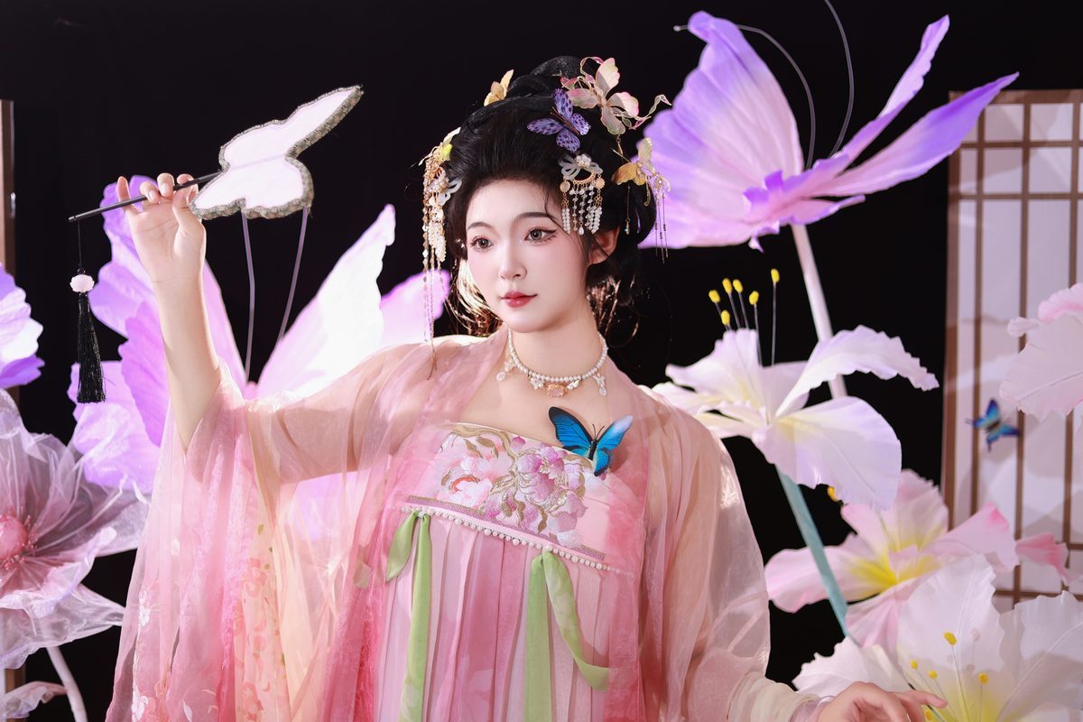 图片[22]-YiTuYu艺图语 Vol.5575 KaiLin Jiang[53P]-六色网