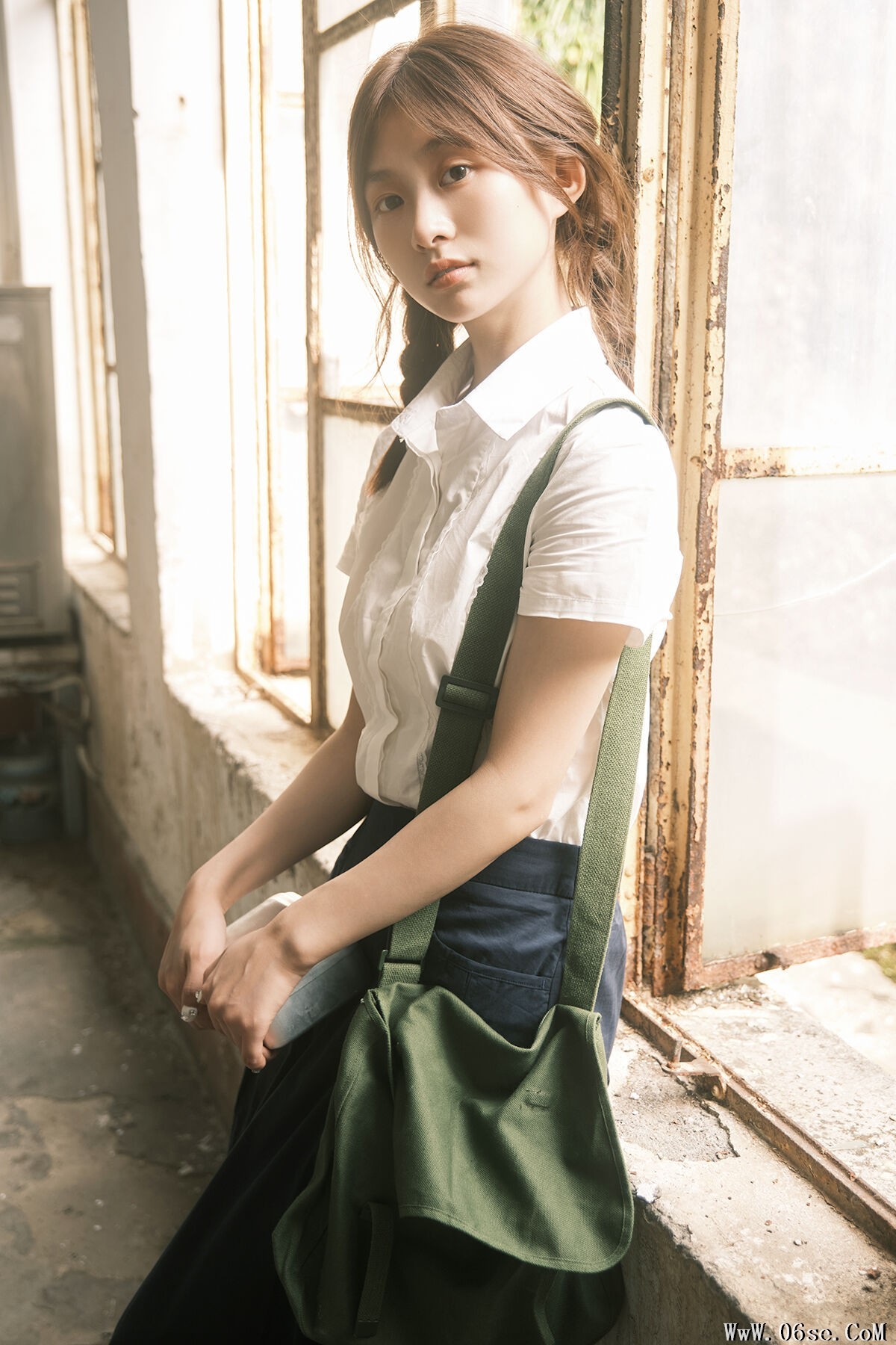 YiTuYu艺图语 Vol.7481 Xiao Xiao[29P]-六色网