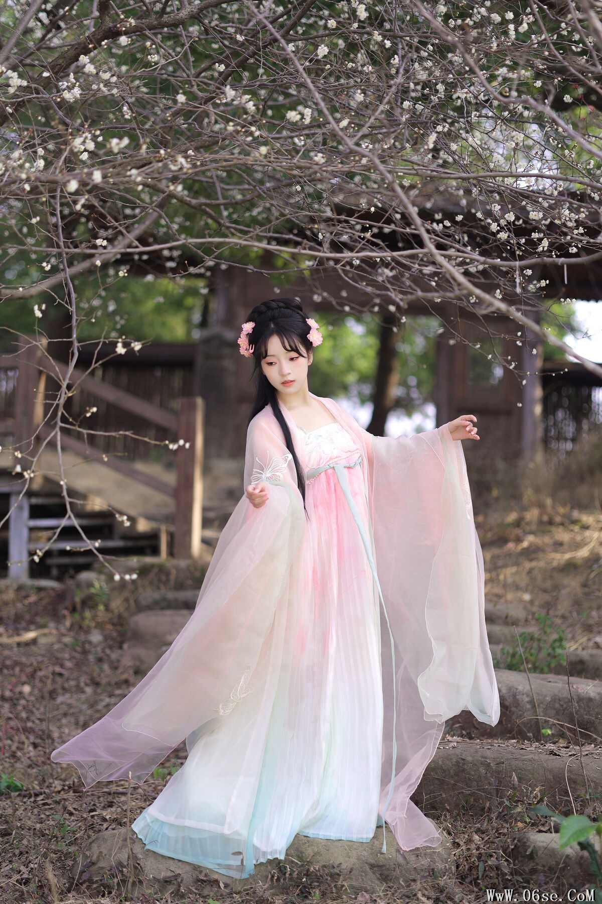 图片[18]-YiTuYu艺图语 Vol.6569 Jun Yin Lan[23P]-六色网