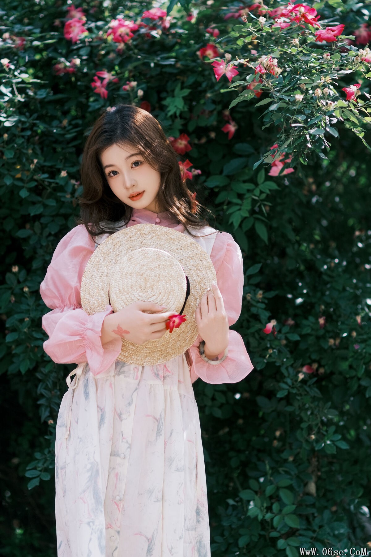 图片[22]-YiTuYu艺图语 Vol.7053 Gao Leng Xiao Bie Tu[39P]-六色网