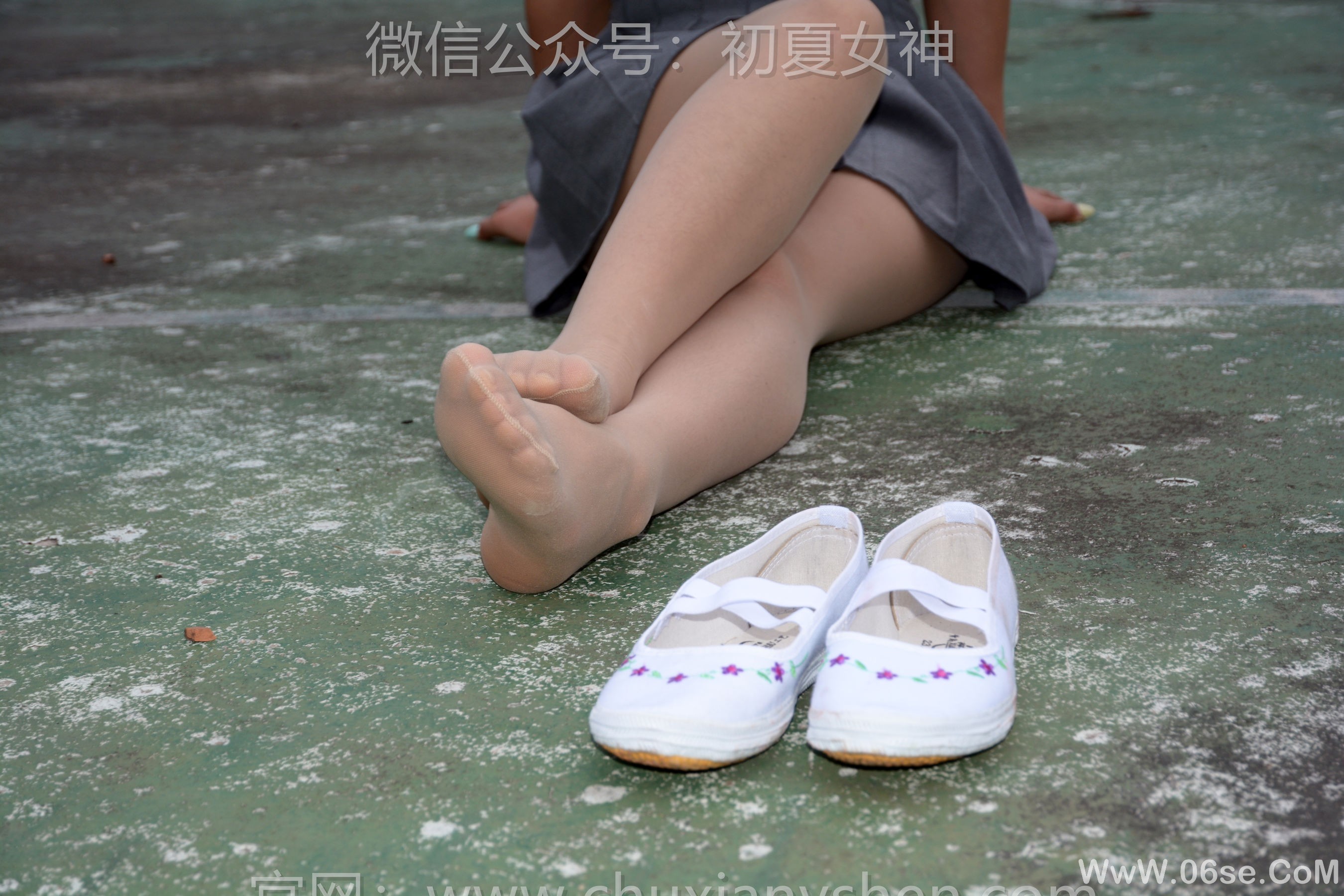 图片[105]-初夏女神 No.250 点点 秋天问候[150P]-六色网