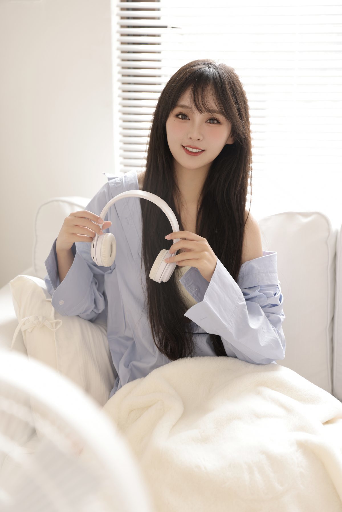 图片[6]-YiTuYu艺图语 Vol.4193 Yi Tiao Lan Chong[32P]-六色网