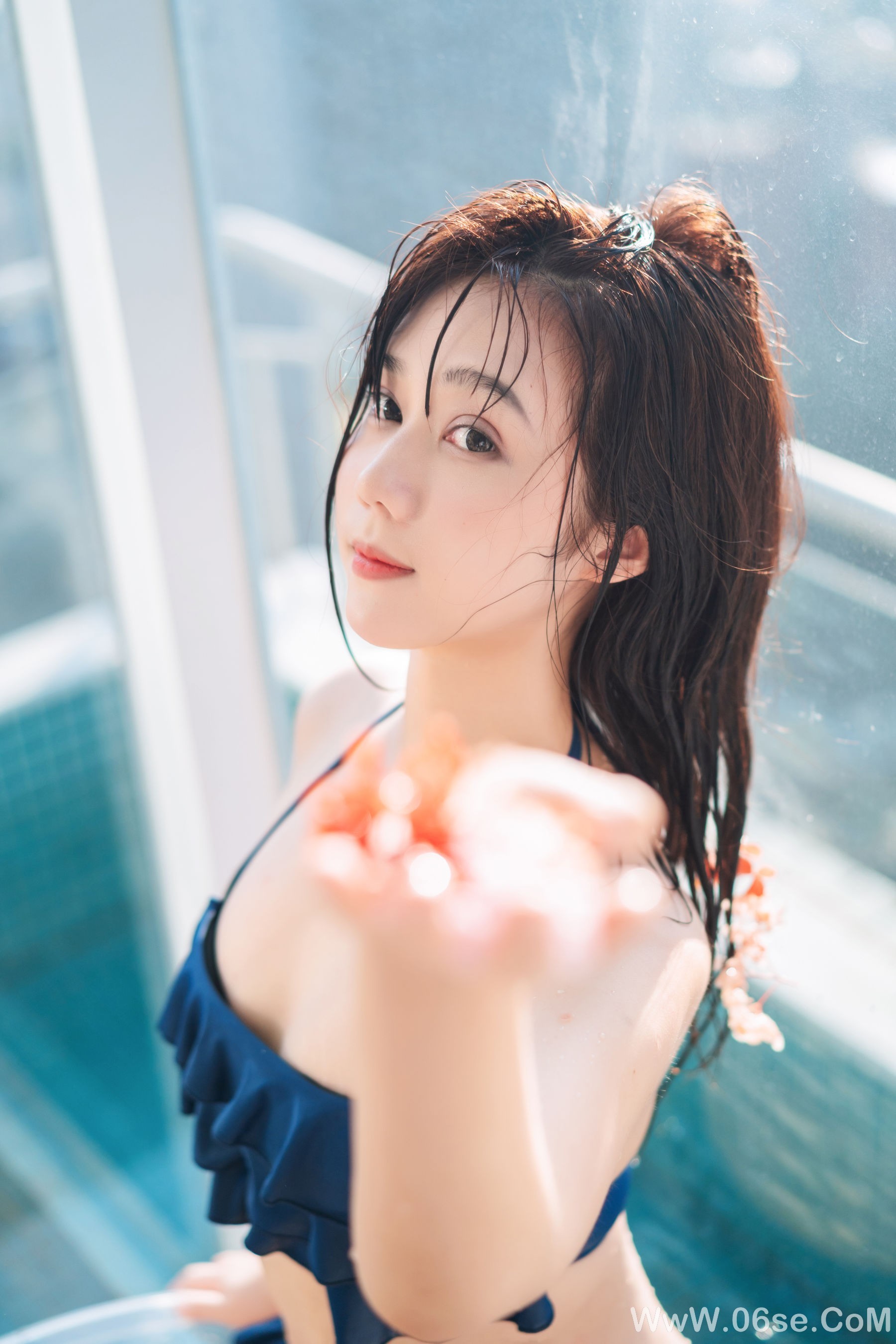 图片[40]-微博福利姬镜酱 私奔之泳衣[61P]-六色网