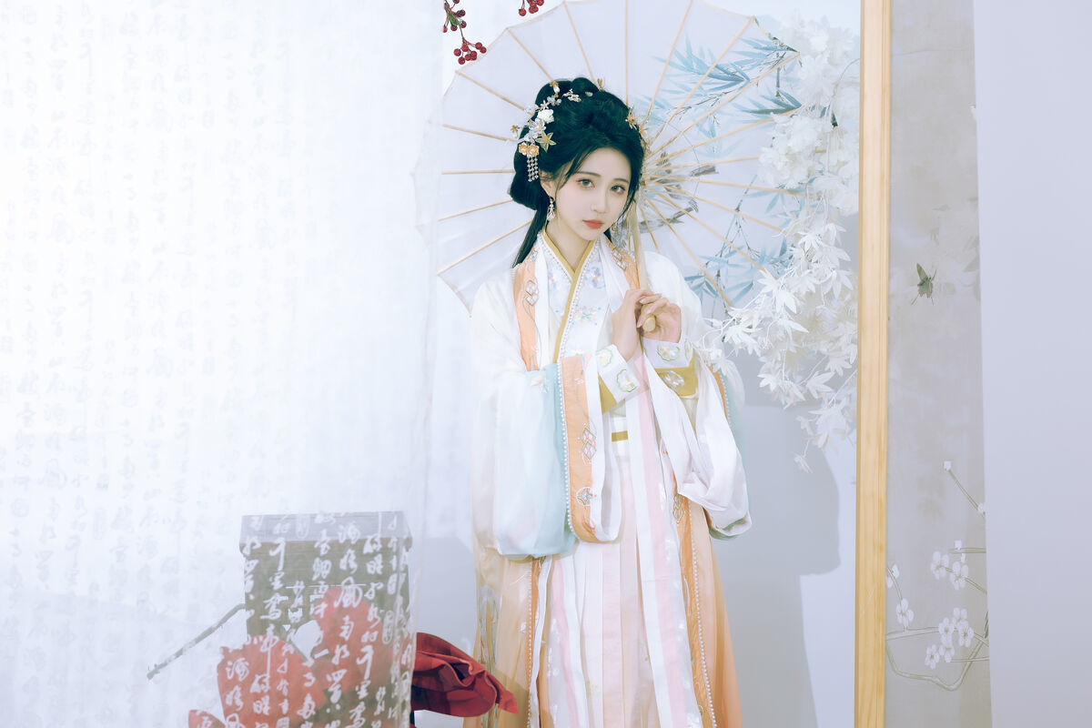 图片[16]-YiTuYu艺图语 Vol.6689 Qi Luo Sheng De Xiao Su Su[29P]-六色网