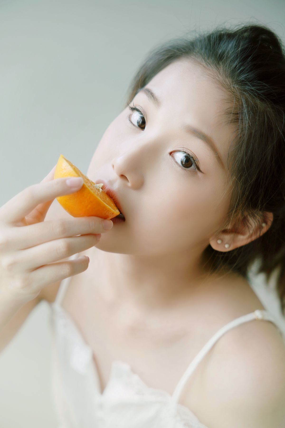 图片[4]-YiTuYu艺图语 Vol.3232 Xiao Yi[25P]-六色网