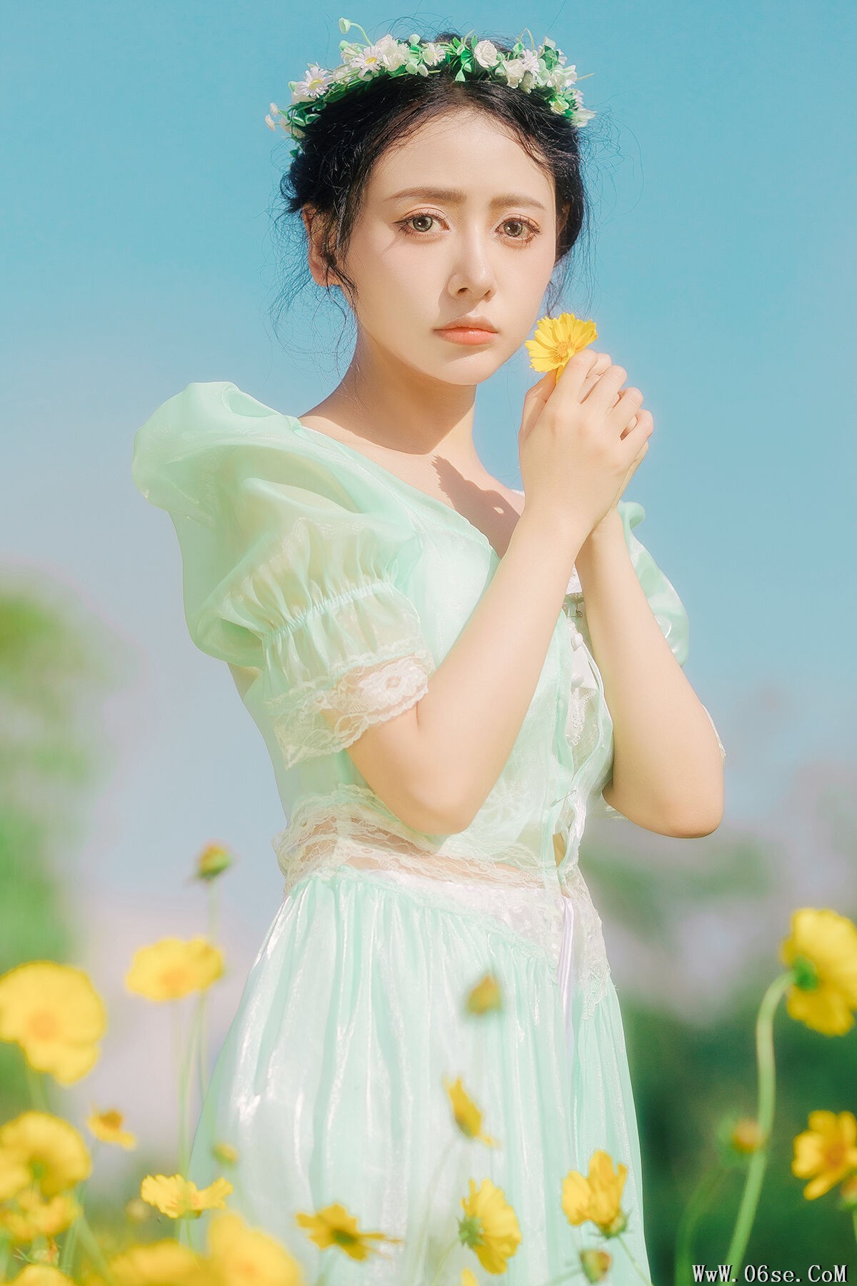 YiTuYu艺图语 Vol.7273 Shi Ang Yang Ya[37P]-六色网