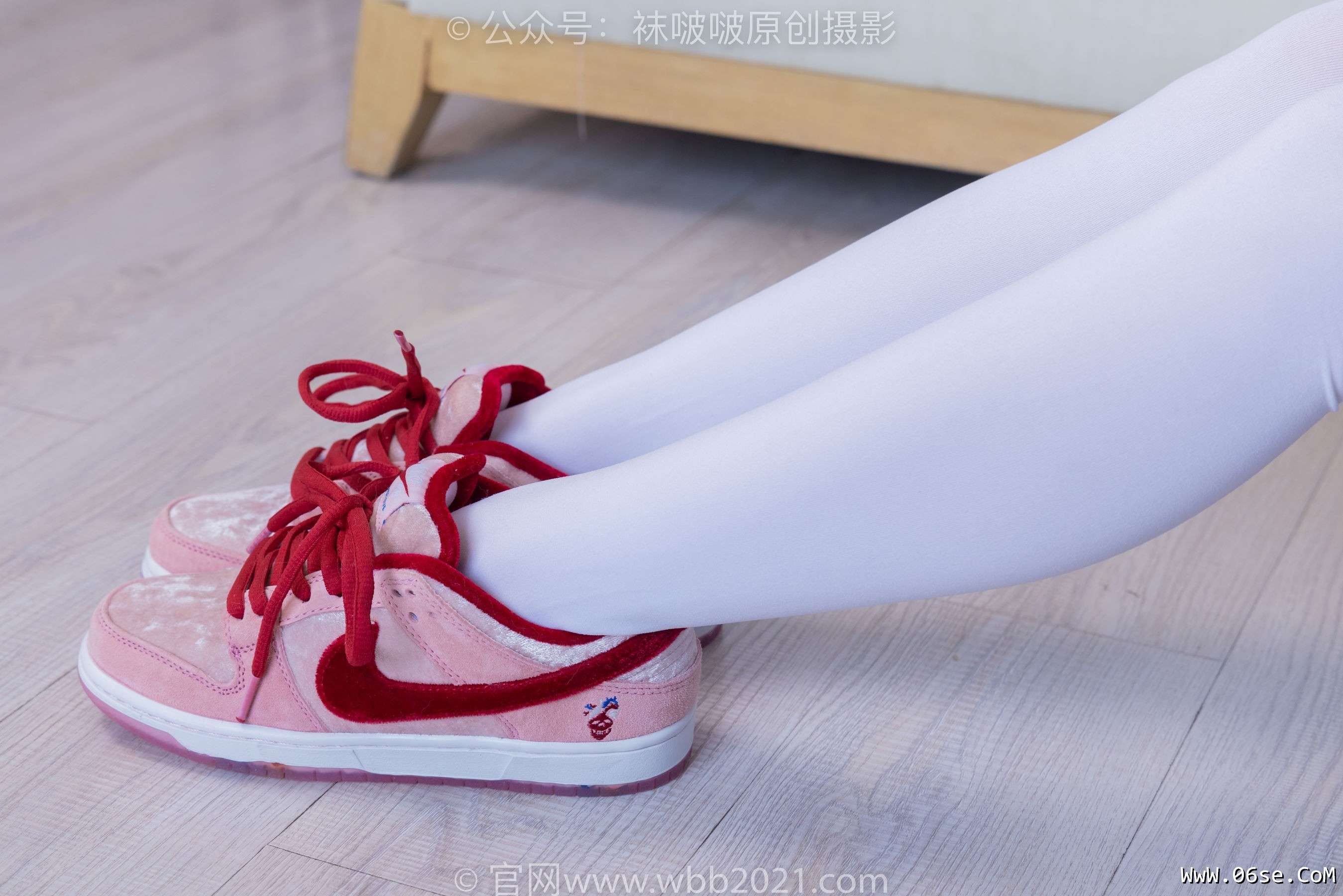 图片[14]-BoBoSocks袜啵啵 No.390 甜甜圈 -板鞋、厚黑丝大腿袜、厚白丝大腿袜[148P]-六色网