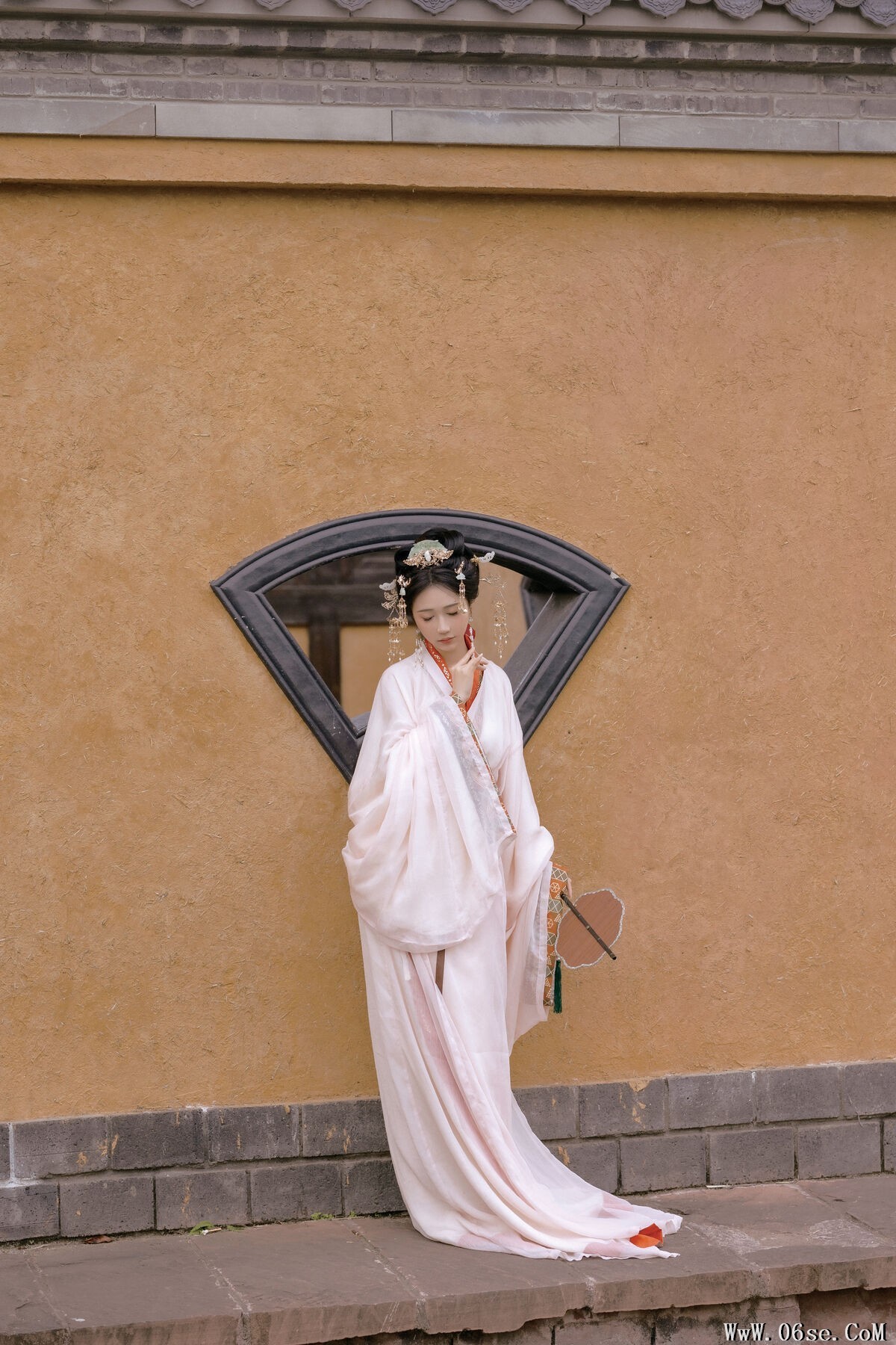 图片[8]-YiTuYu艺图语 Vol.6337 Qi Luo Sheng De Xiao Su Su[26P]-六色网