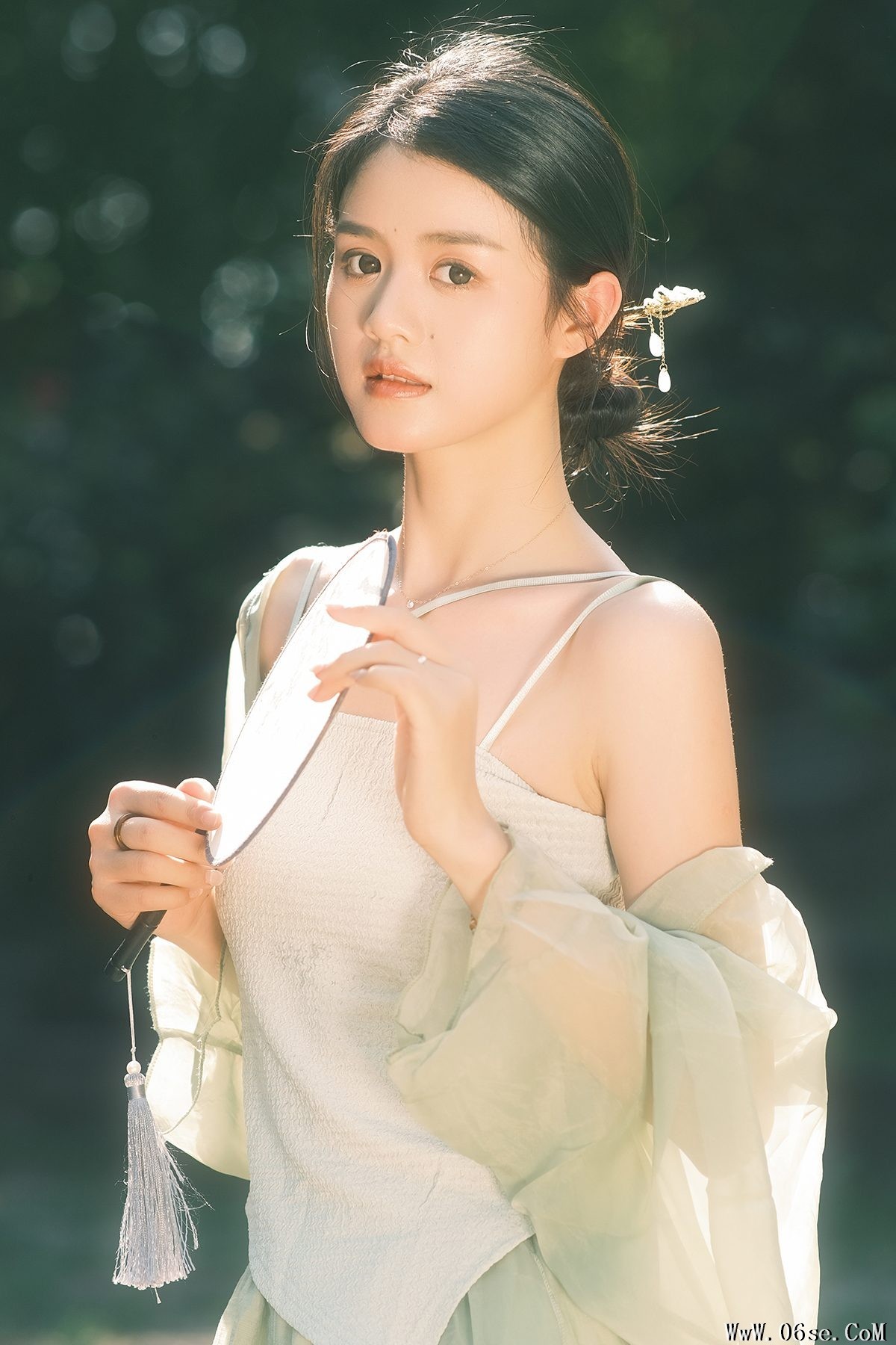YiTuYu艺图语 Vol.4805 Xiao Xie[24P]-六色网