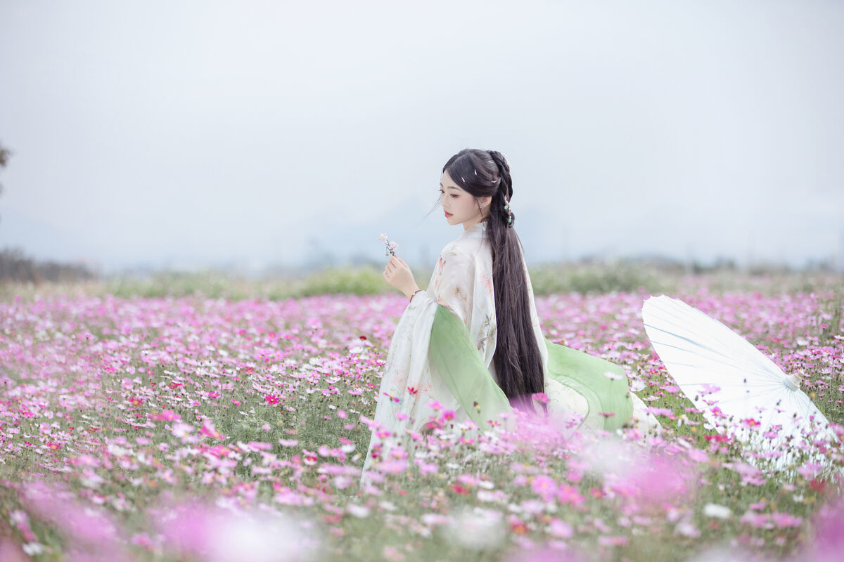 图片[22]-YiTuYu艺图语 Vol.6393 Jin Zou Ba[34P]-六色网