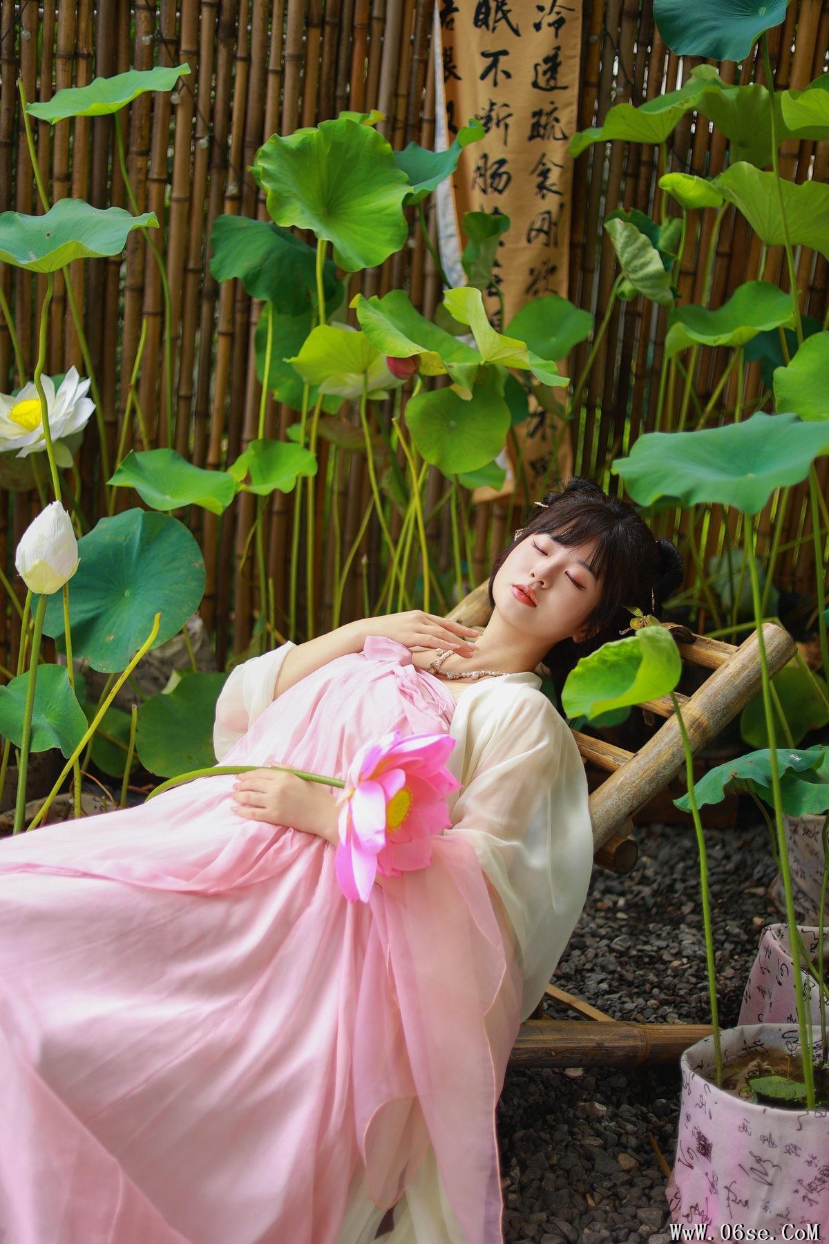 图片[15]-YiTuYu艺图语 Vol.5156 Bu Ke Ai De He He Miao[23P]-六色网