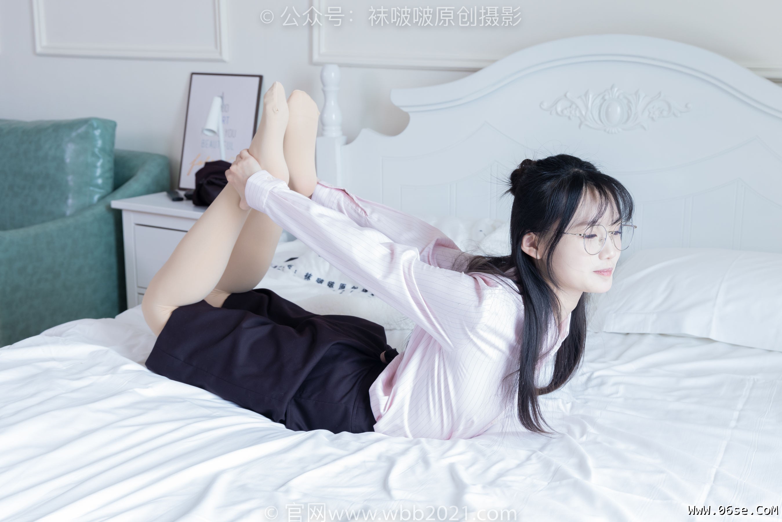 图片[173]-BoBoSocks袜啵啵 No.362 甜甜圈 -两双皮鞋、厚肉丝、厚黑丝、ol制服[230P]-六色网