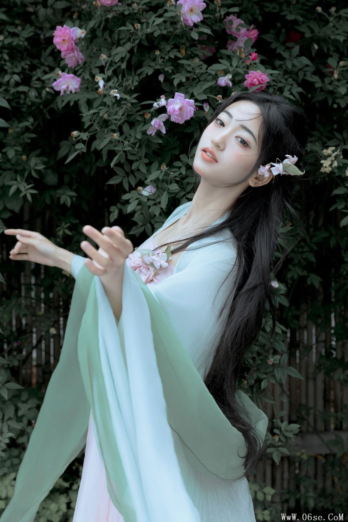 图片[5]-YiTuYu艺图语 Vol.6893 Leng Ku Wang Ye[25P]-六色网