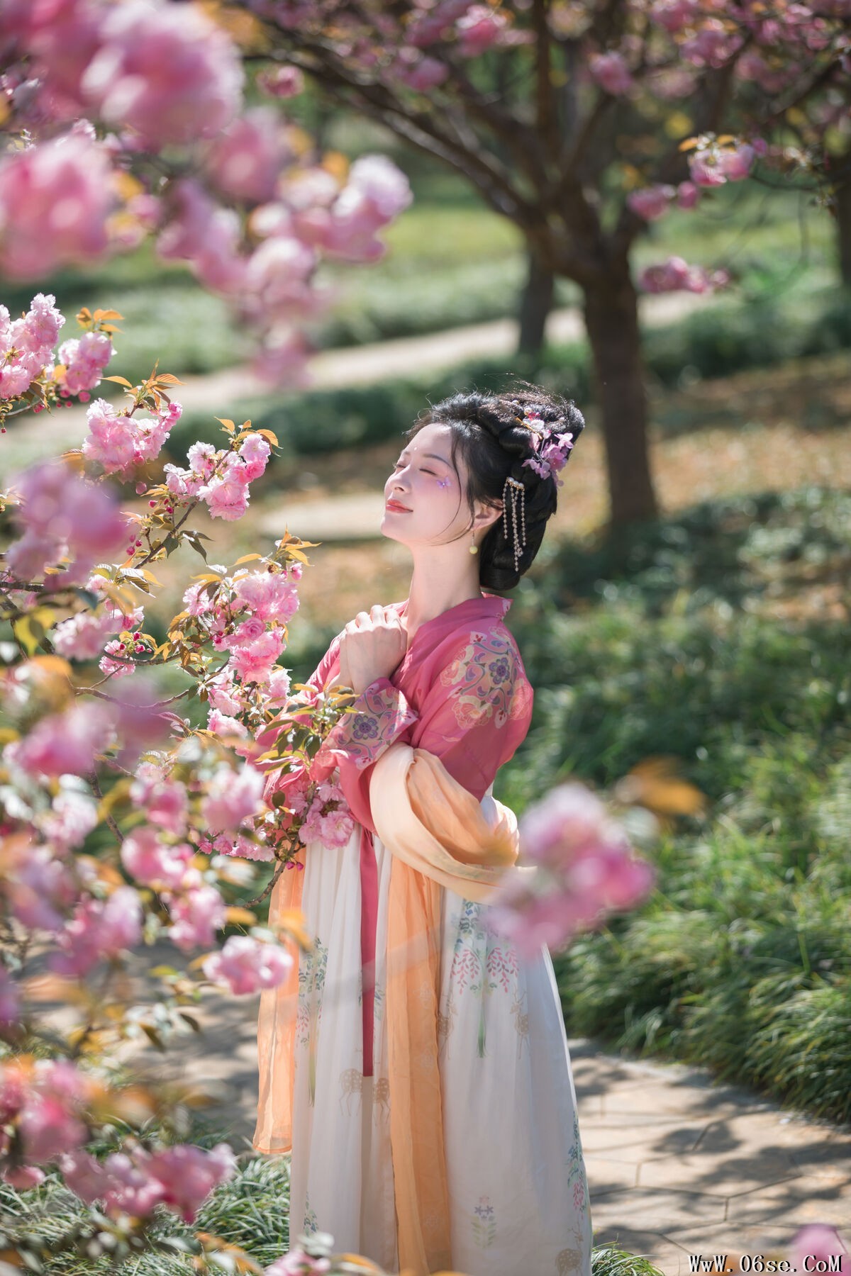 图片[20]-YiTuYu艺图语 Vol.6816 Yang Yang[25P]-六色网
