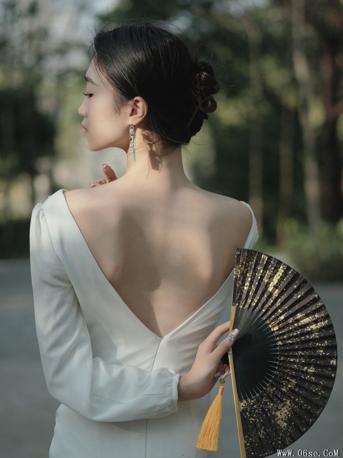 图片[13]-YiTuYu艺图语 Vol.3251 Likeu[47P]-六色网