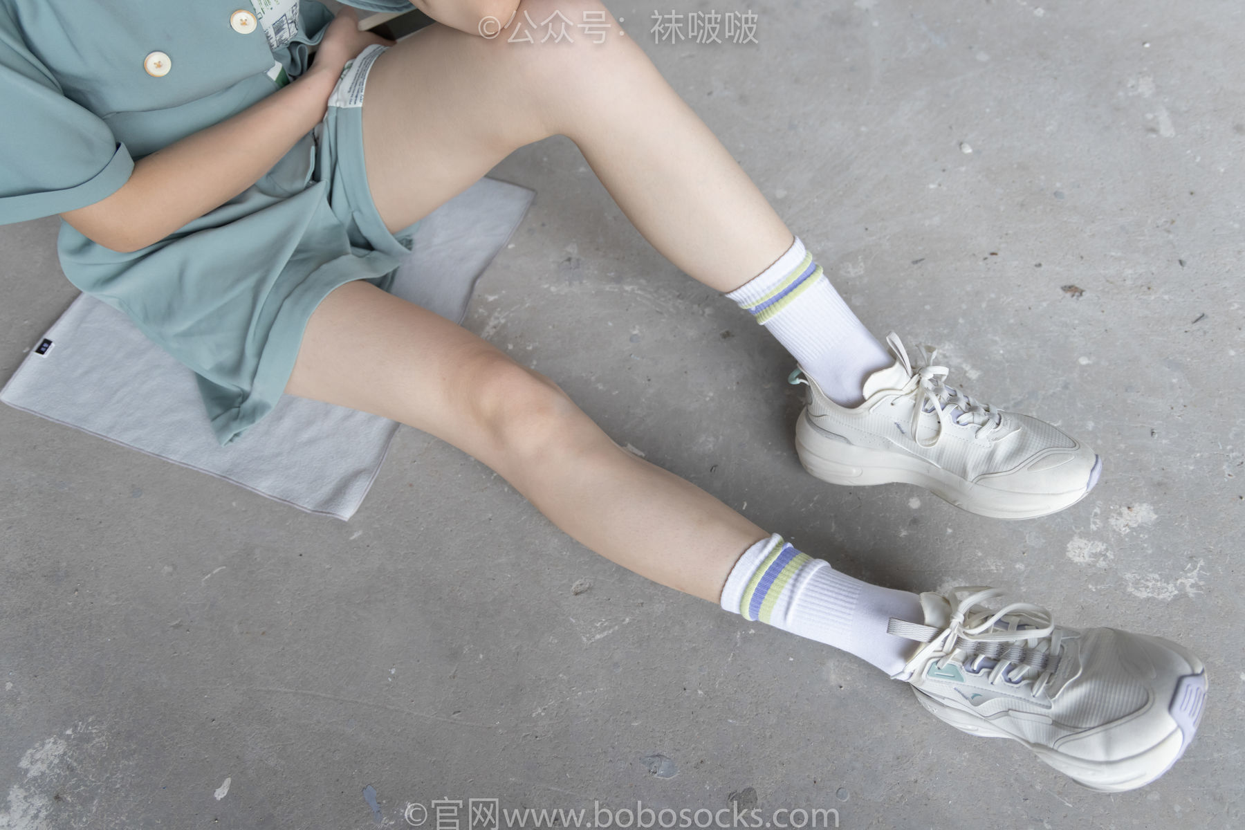 图片[25]-BoBoSocks袜啵啵 No.025 熊熊-安踏运动鞋、白色棉袜、裸足[146P]-六色网