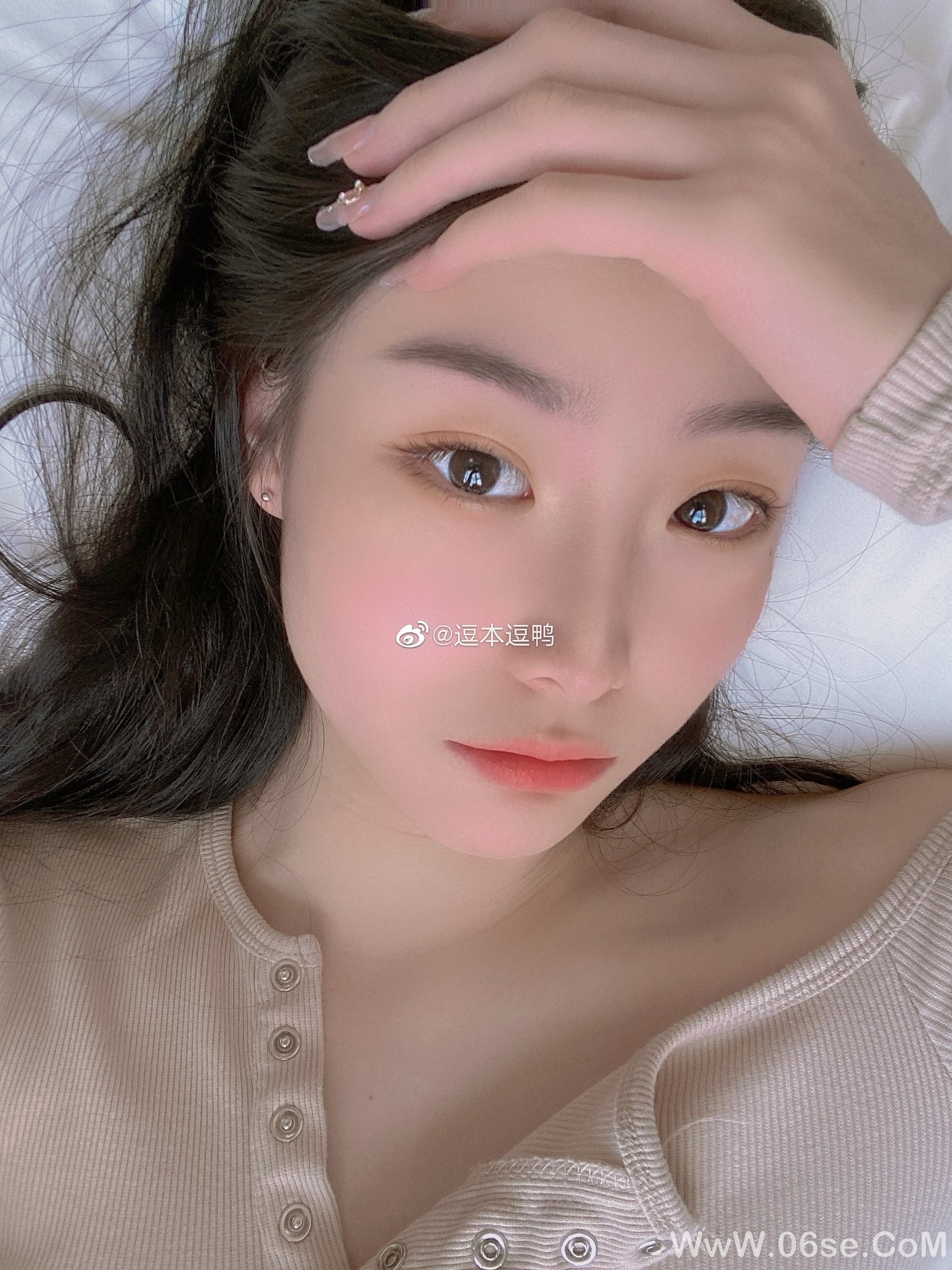 图片[85]-逗本逗鸭早期(整容前)诱惑私拍[211P]-六色网