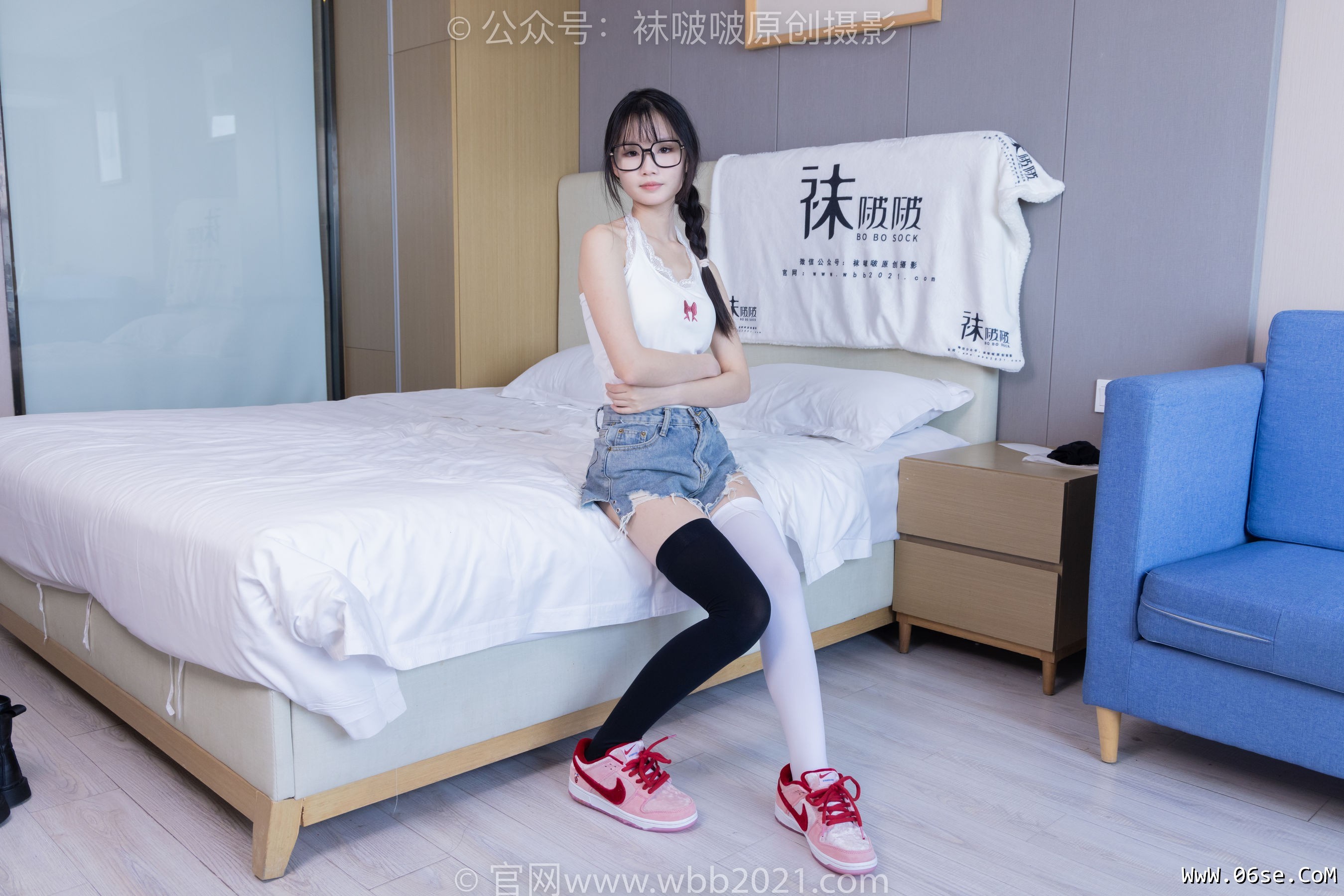 图片[126]-BoBoSocks袜啵啵 No.390 甜甜圈 -板鞋、厚黑丝大腿袜、厚白丝大腿袜[148P]-六色网