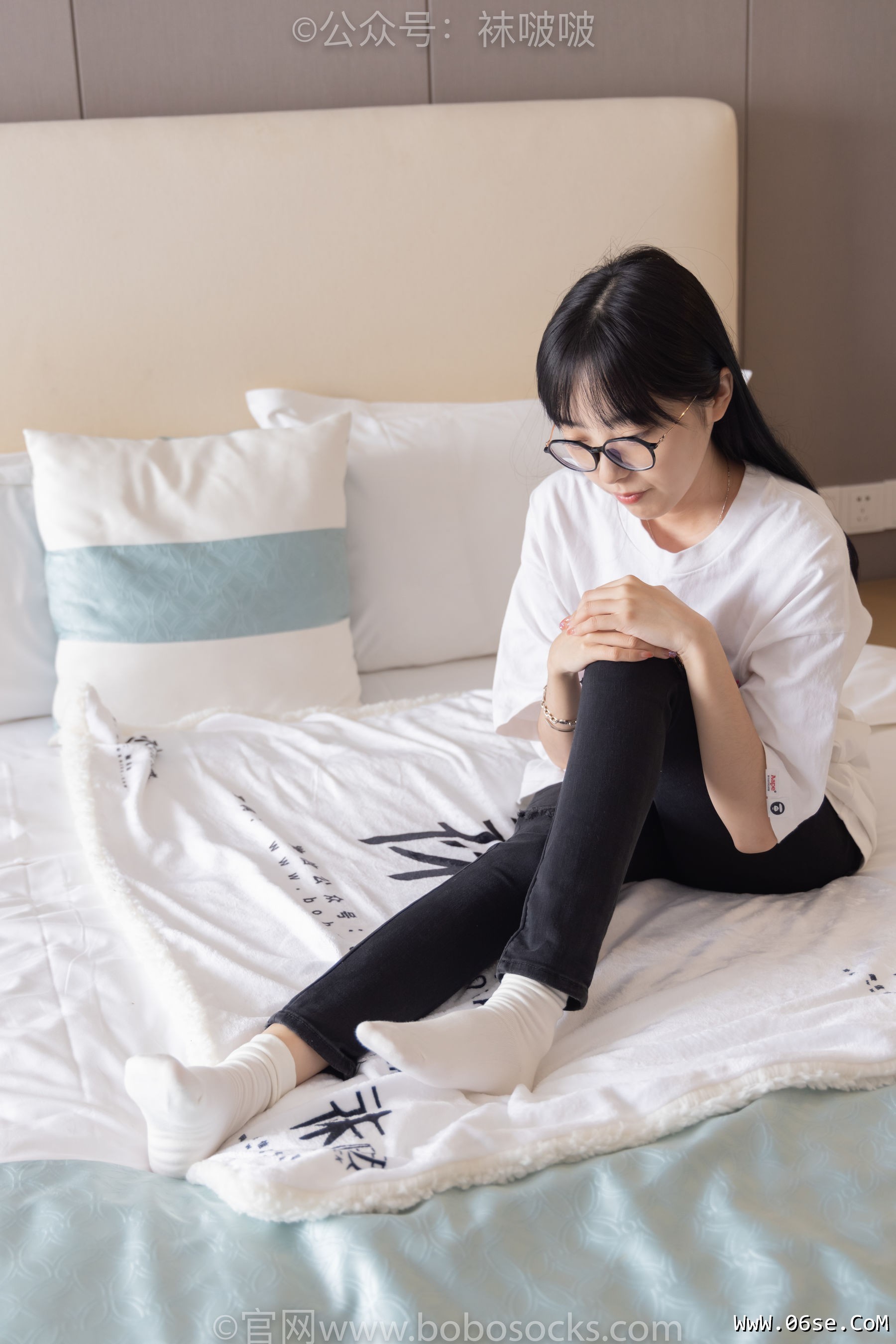 图片[49]-BoBoSocks袜啵啵 No.055 稚予-斯凯奇运动鞋、白棉袜、黑棉袜[139P]-六色网