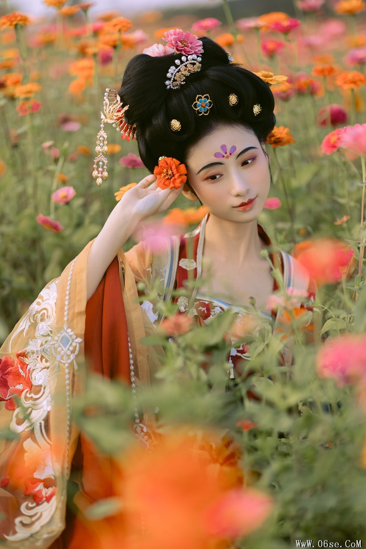 图片[44]-YiTuYu艺图语 Vol.5550 Mou Xiao Yao[45P]-六色网