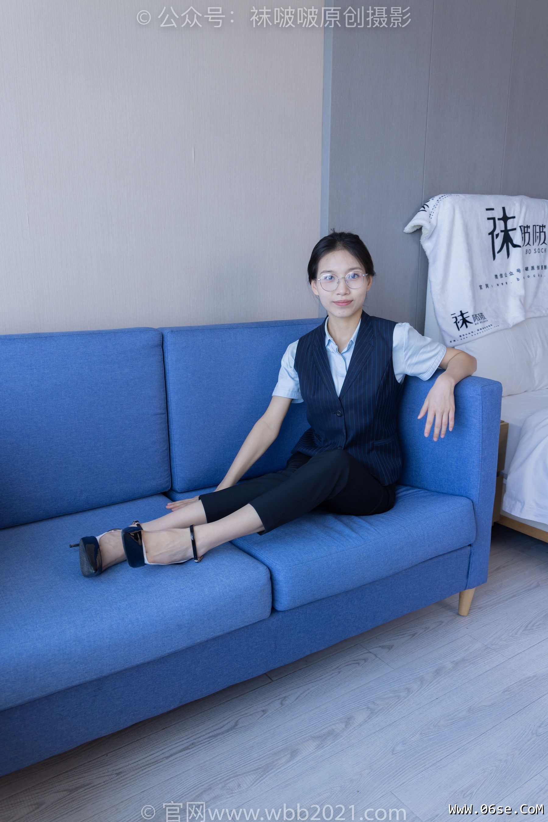 图片[71]-BoBoSocks袜啵啵 No.413 芝士 -高跟鞋、白色吊带船袜、银行制服[145P]-六色网