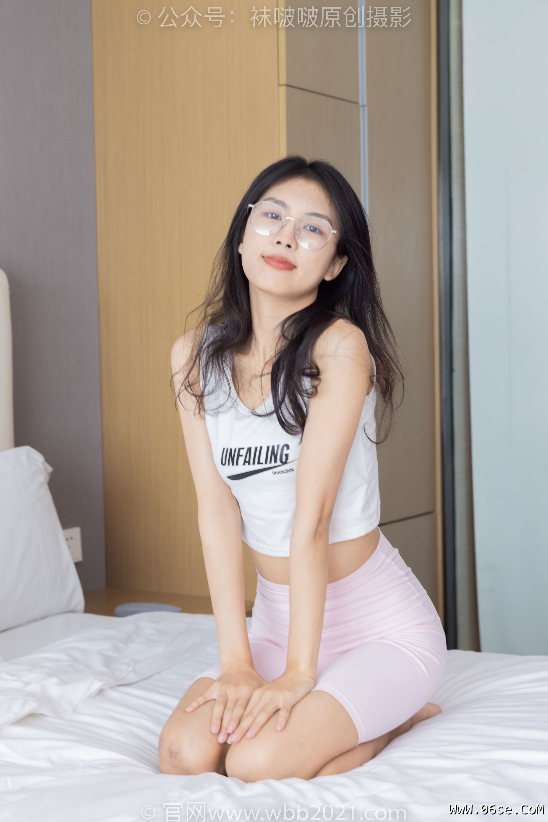 图片[115]-BoBoSocks袜啵啵 No.301 奶油 -两双板鞋、白棉袜、短黑丝、裸足[240P]-六色网