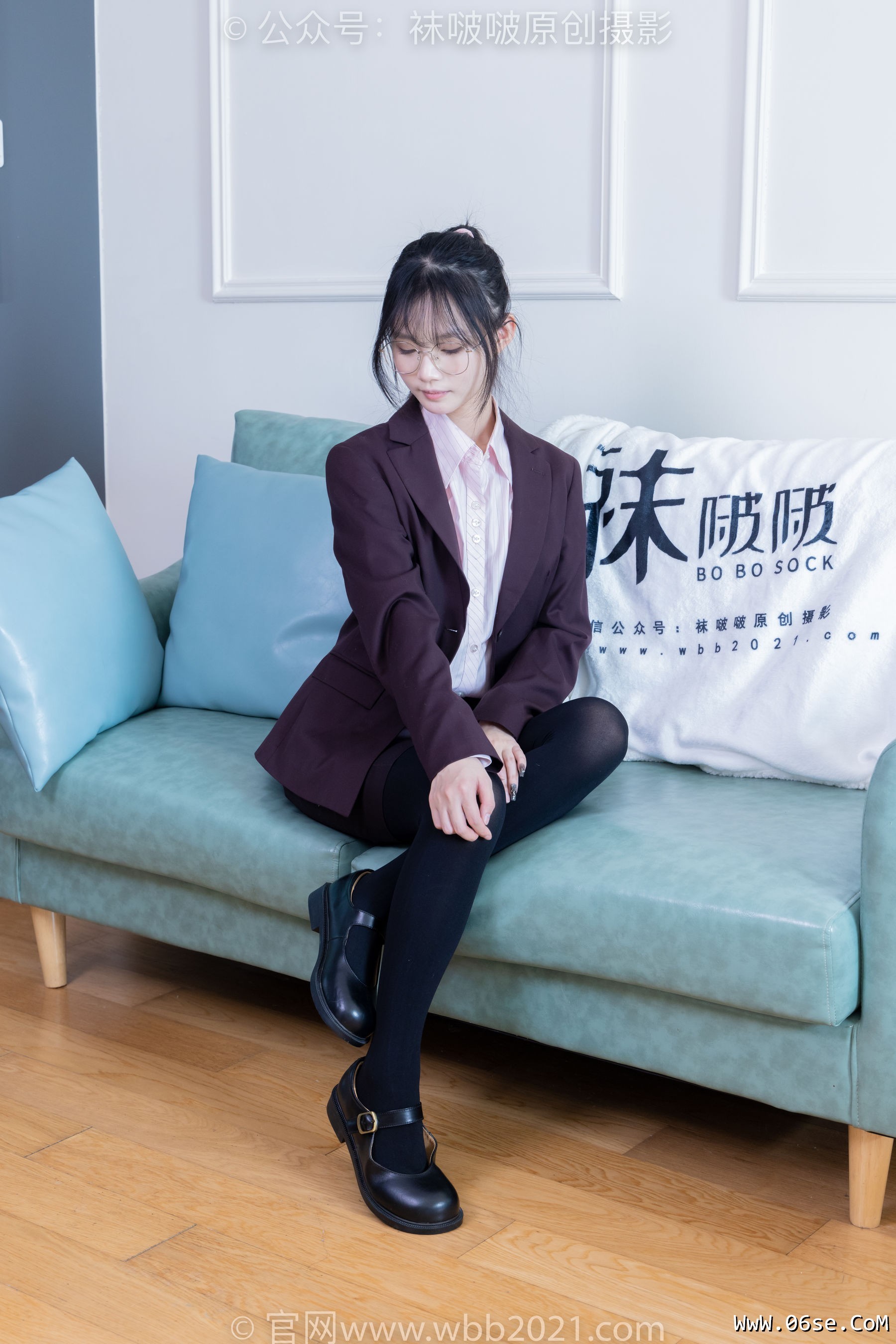 图片[33]-BoBoSocks袜啵啵 No.362 甜甜圈 -两双皮鞋、厚肉丝、厚黑丝、ol制服[230P]-六色网
