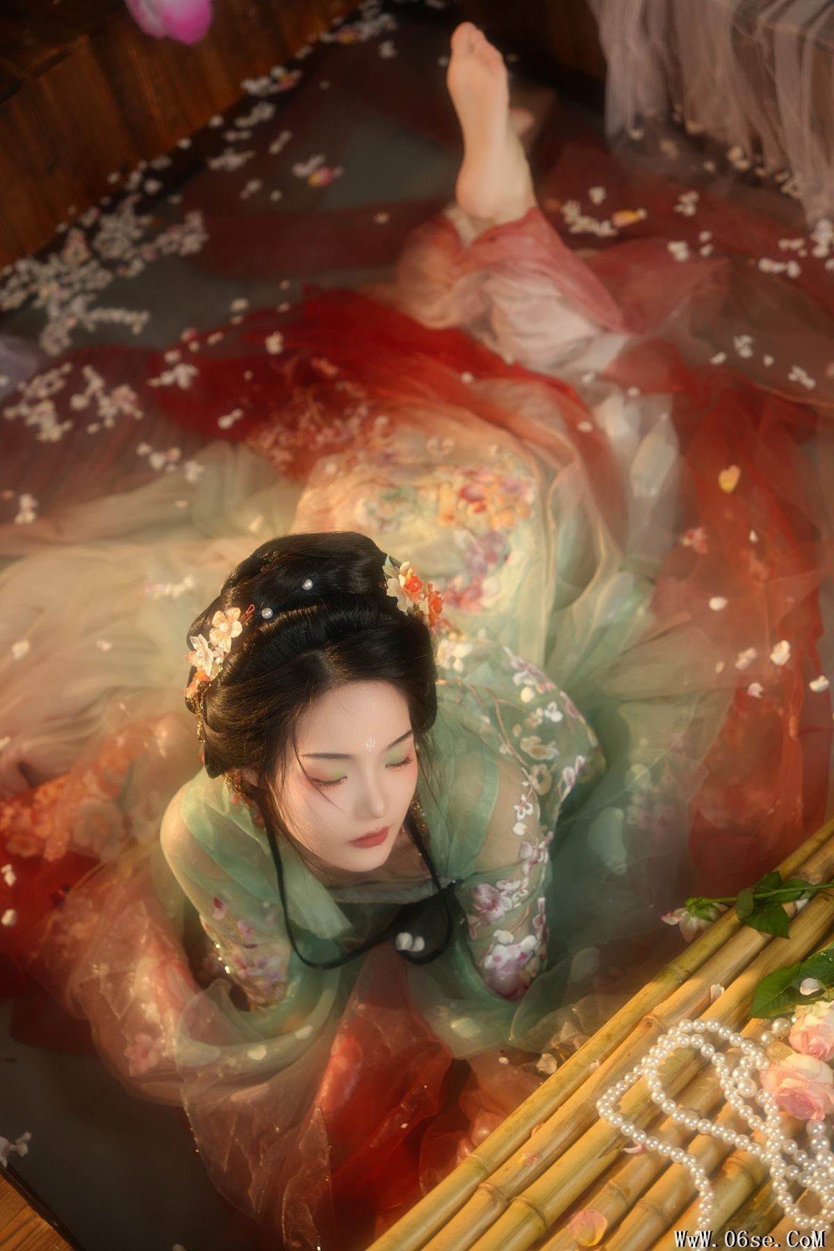 图片[12]-YiTuYu艺图语 Vol.5288 Nan Zhi[20P]-六色网