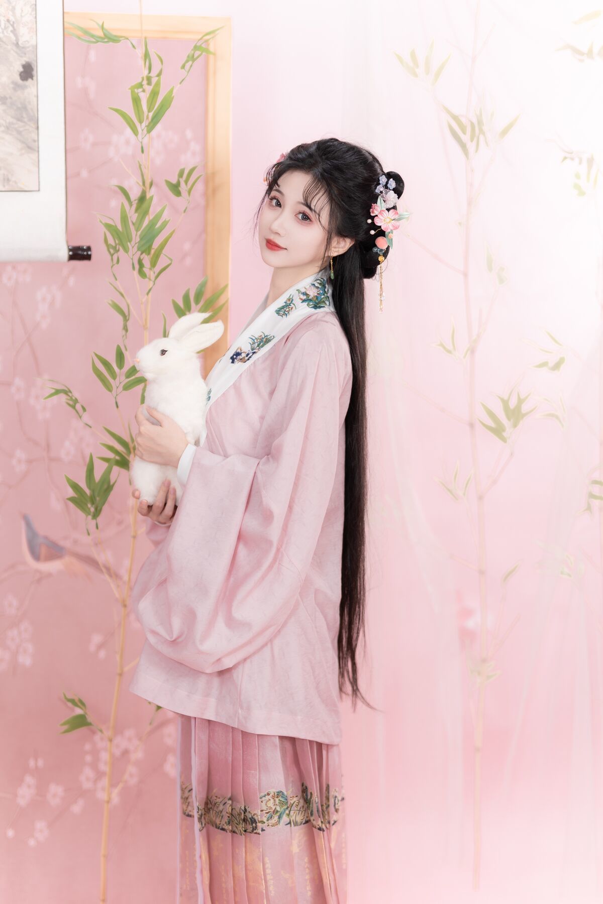图片[13]-YiTuYu艺图语 Vol.7149 Qi Luo Sheng De Xiao Su Su[26P]-六色网